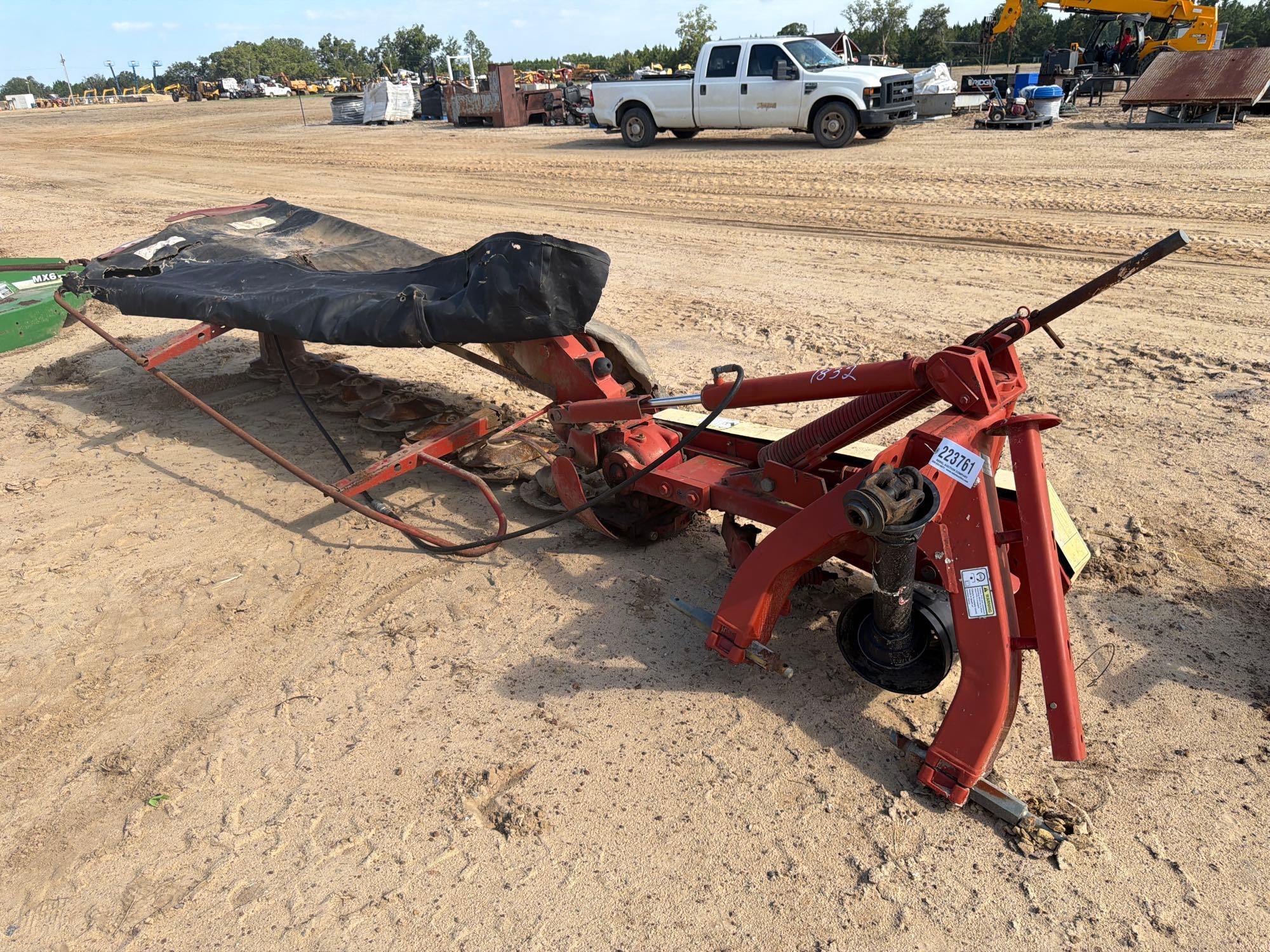 New Holland 617