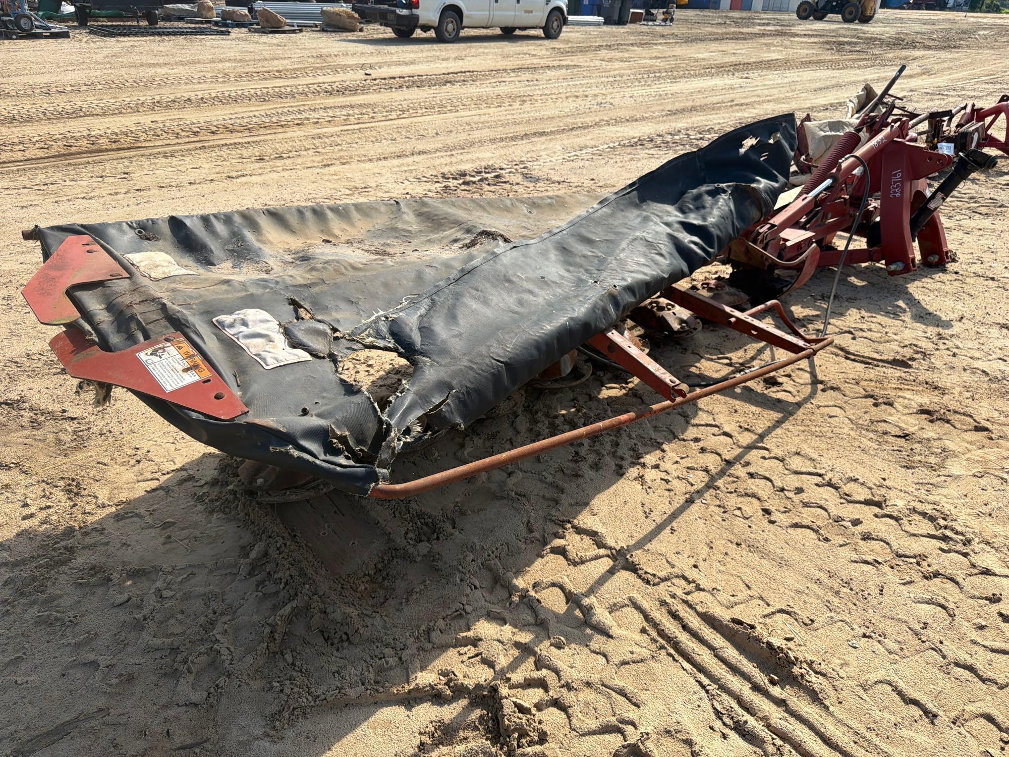 New Holland 617
