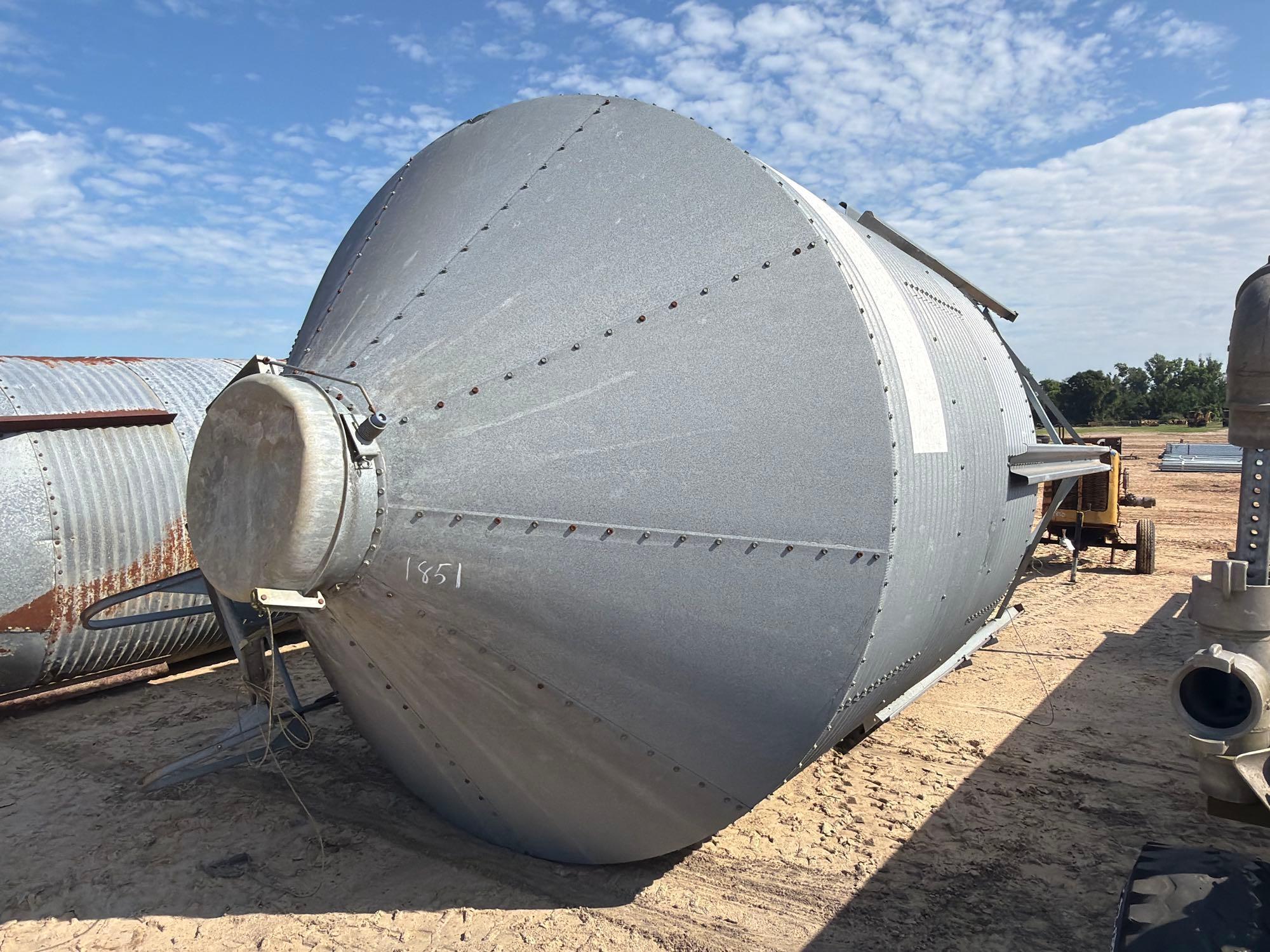 GRAIN BIN