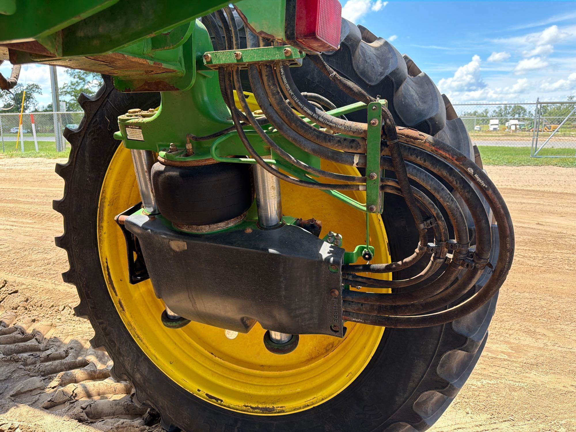 John Deere R4030