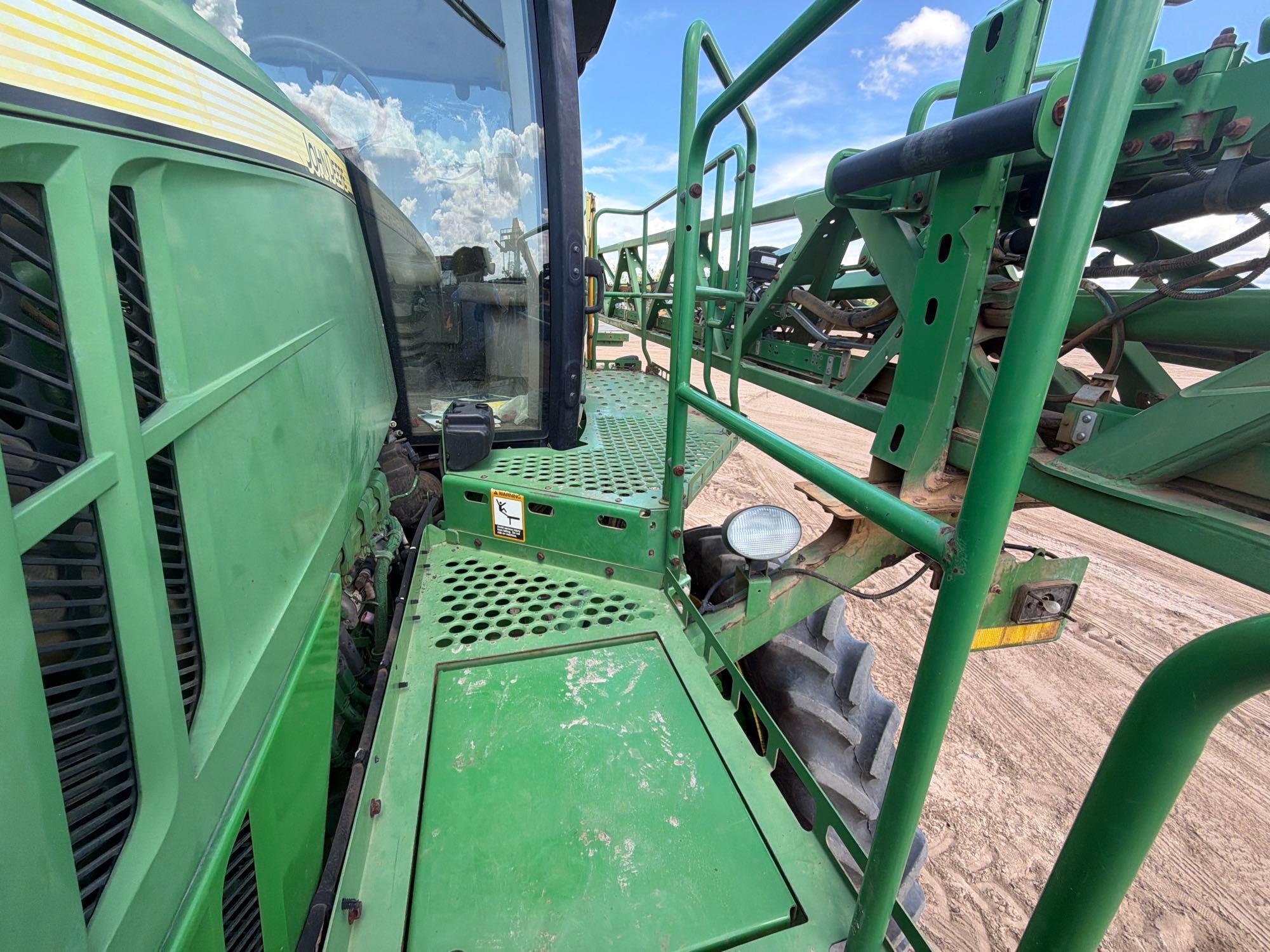 John Deere R4030