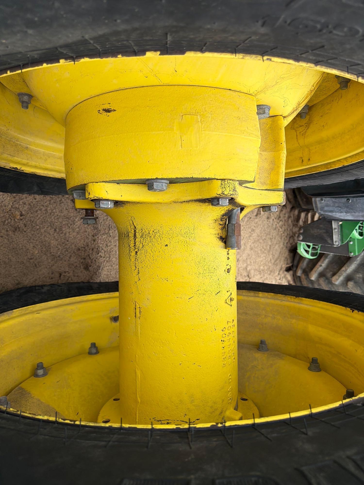 John Deere 8320R