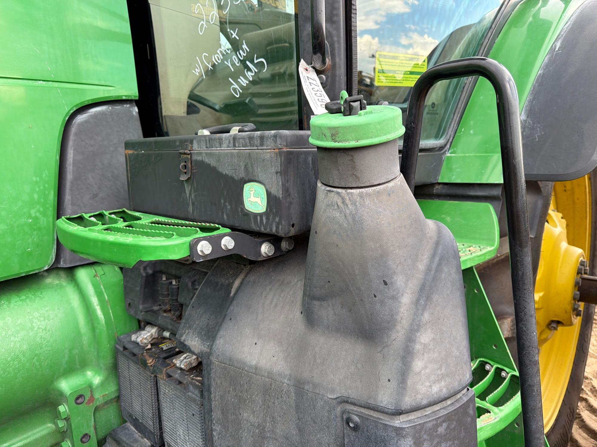 John Deere 8320R