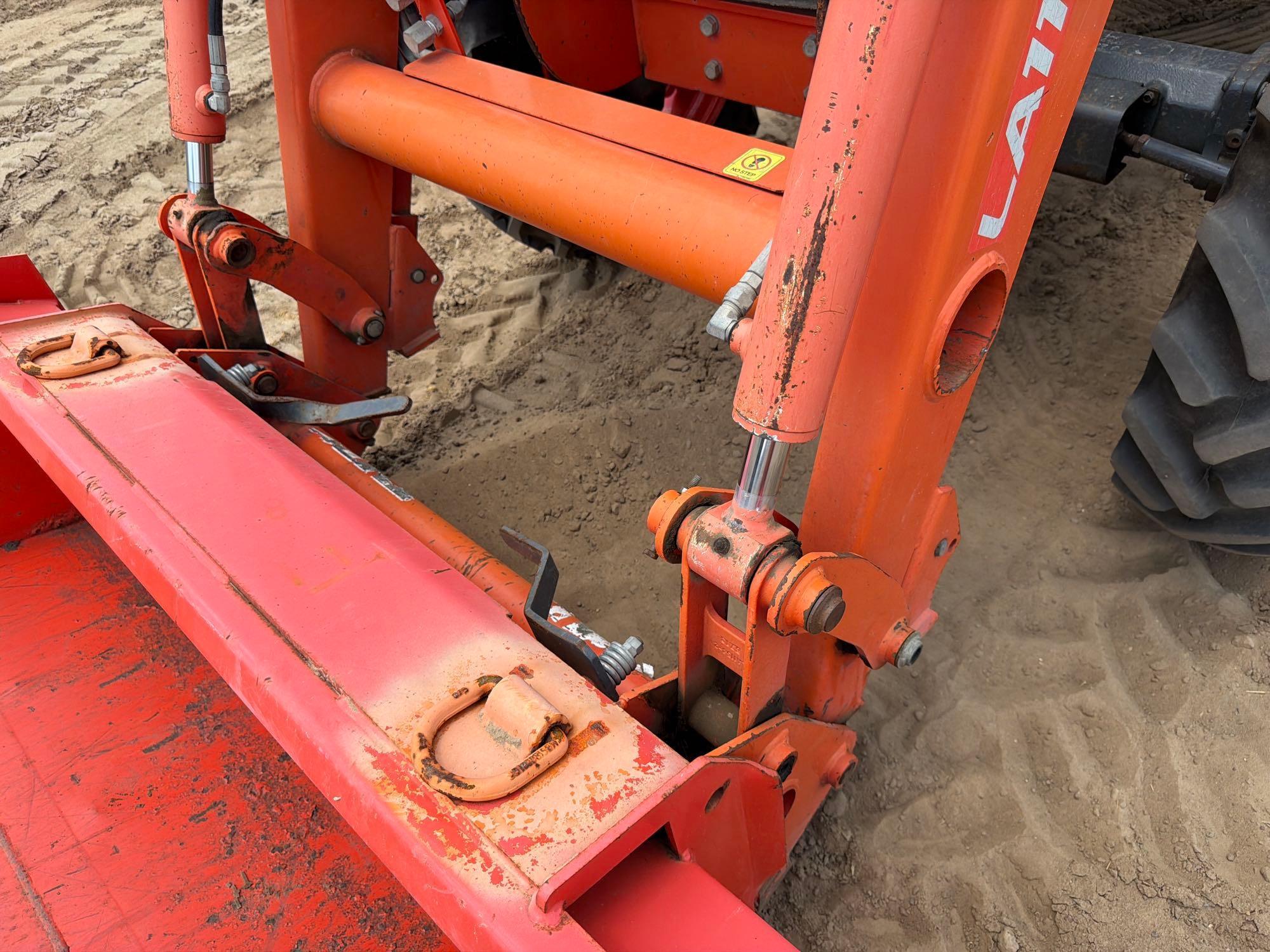 Kubota M7060