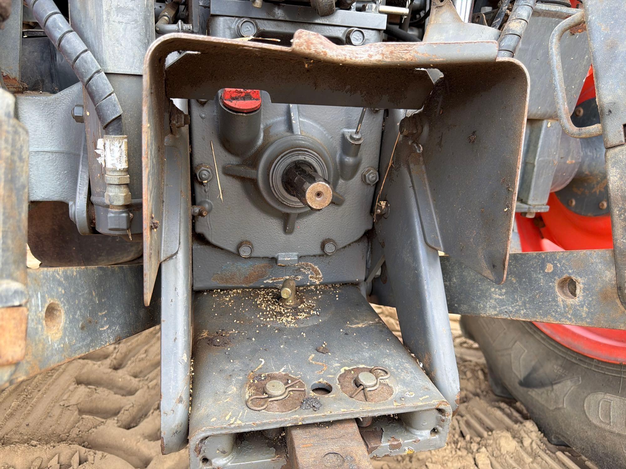 Kubota M7060
