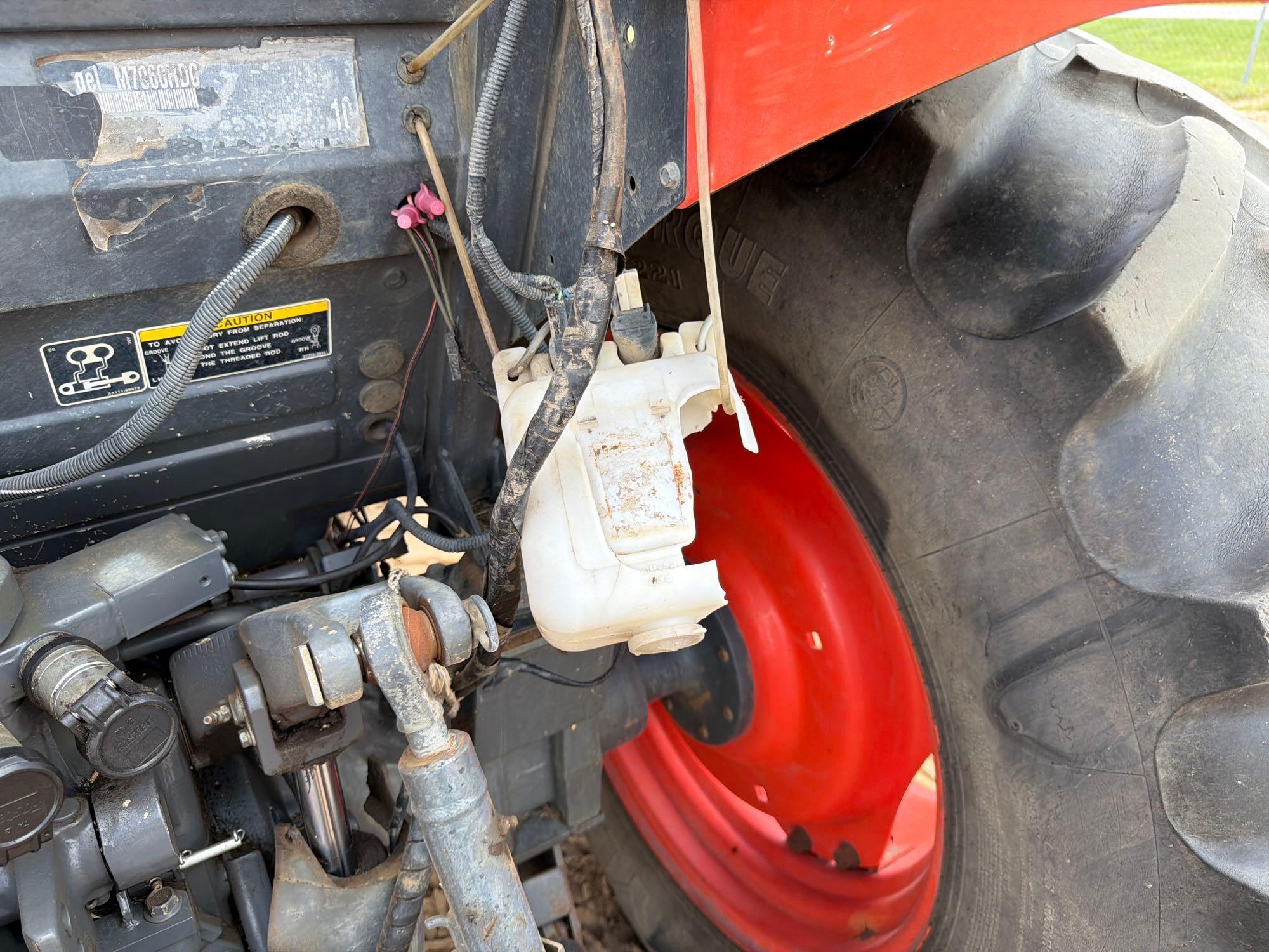 Kubota M7060