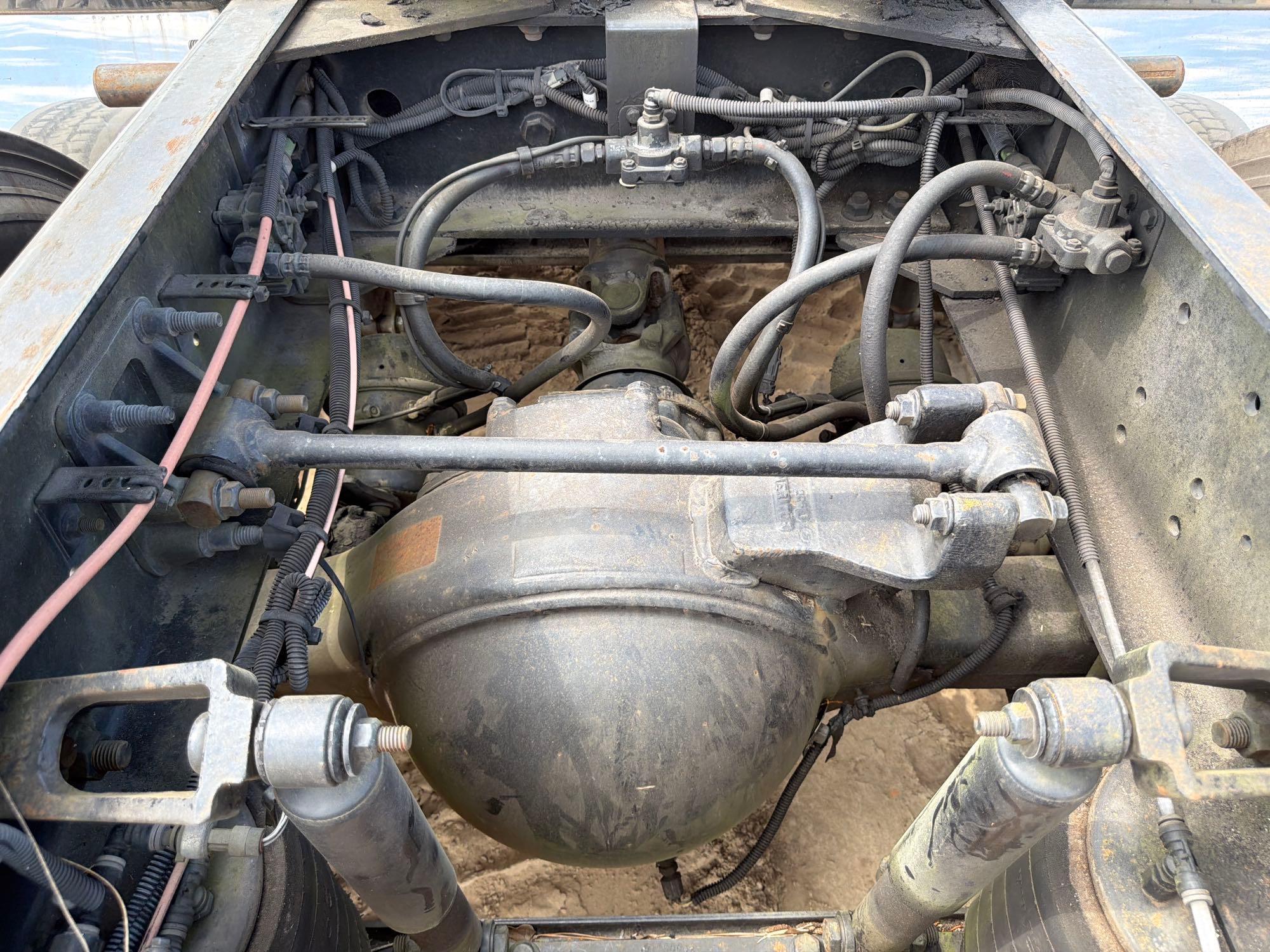 2014 Caterpillar CT660