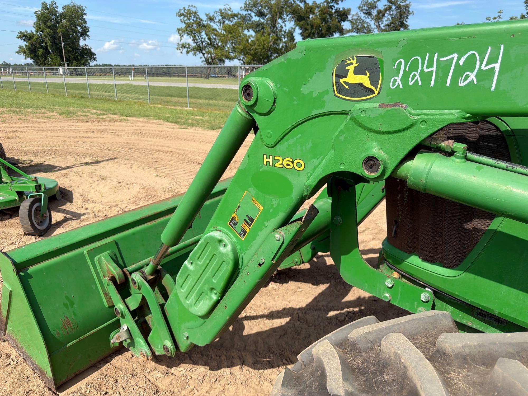 John Deere 5101E