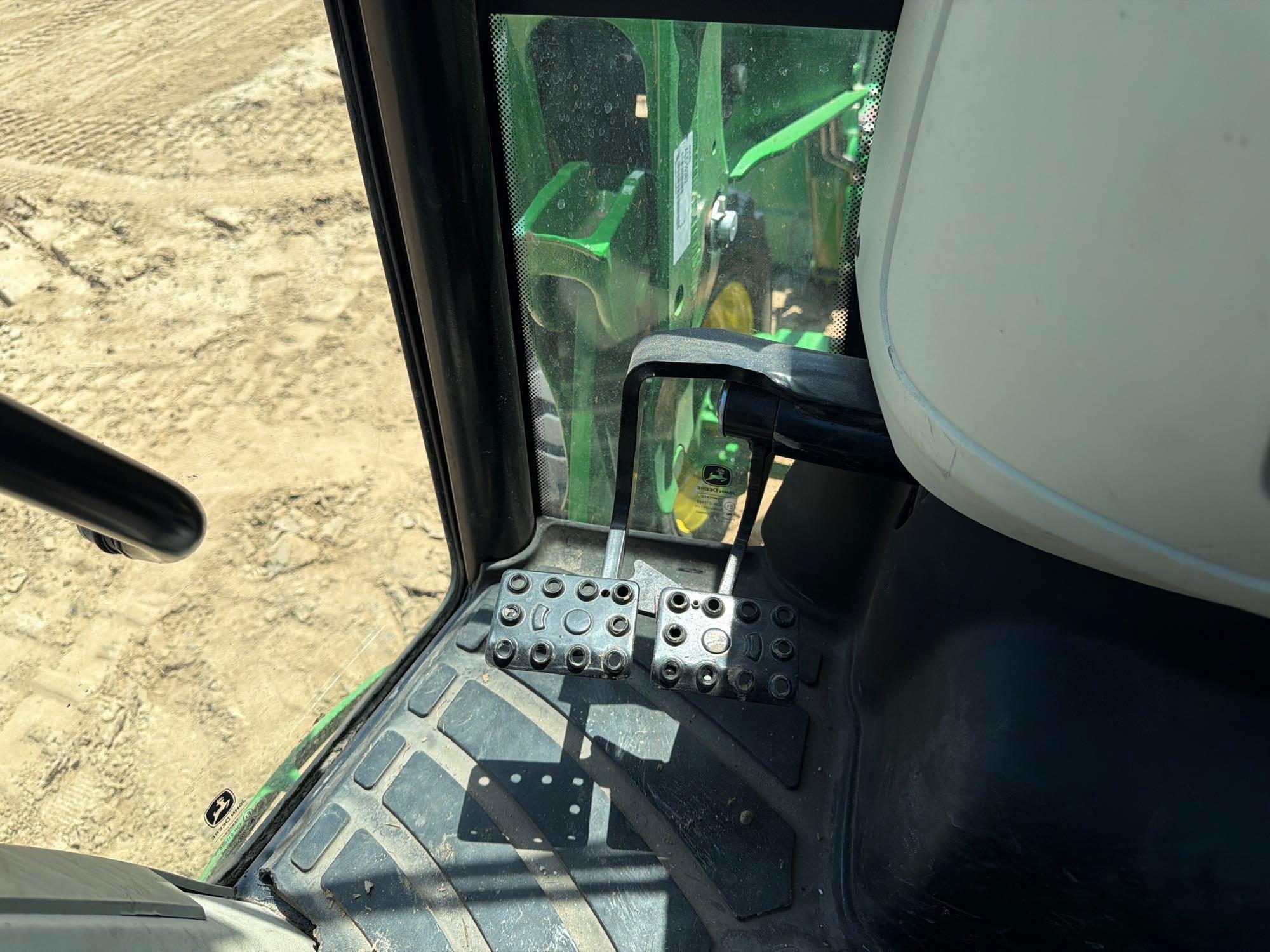 John Deere 4066R