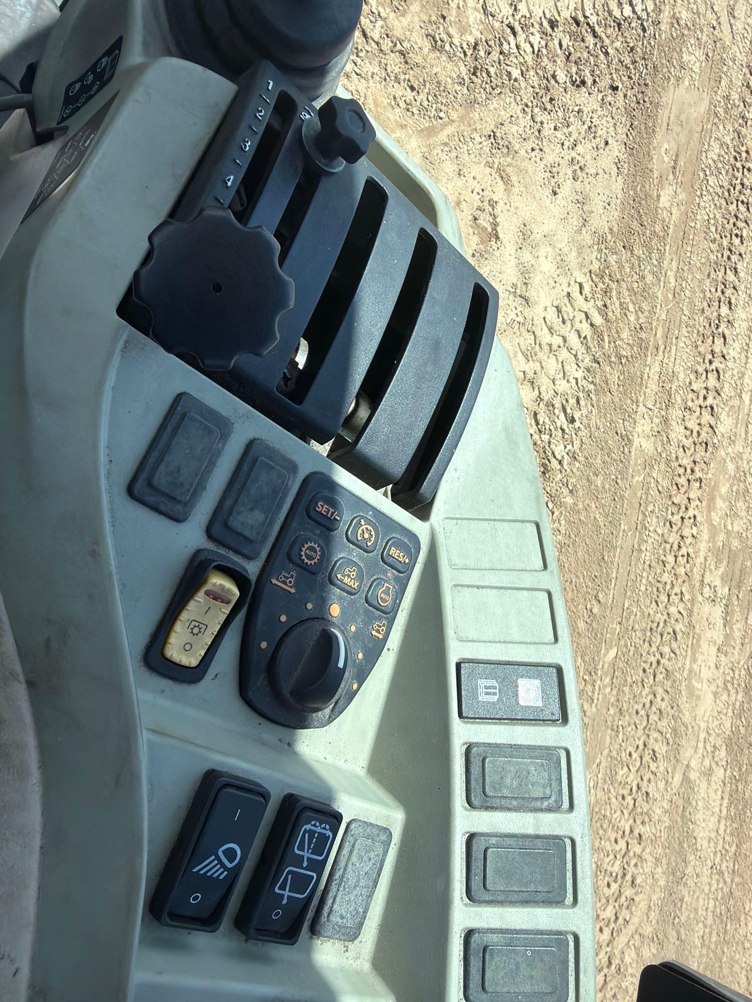 John Deere 4066R