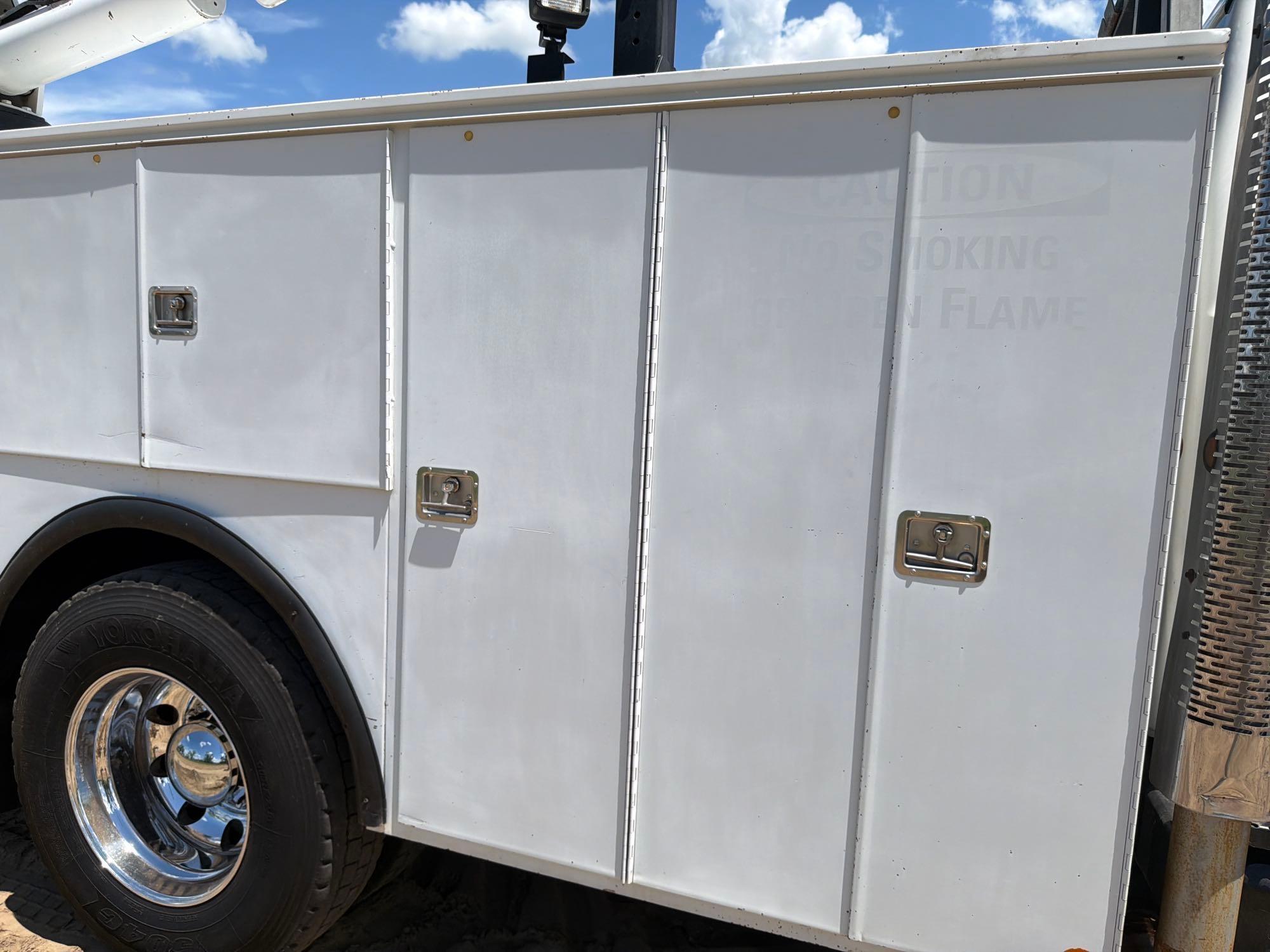 2011 Ford F750