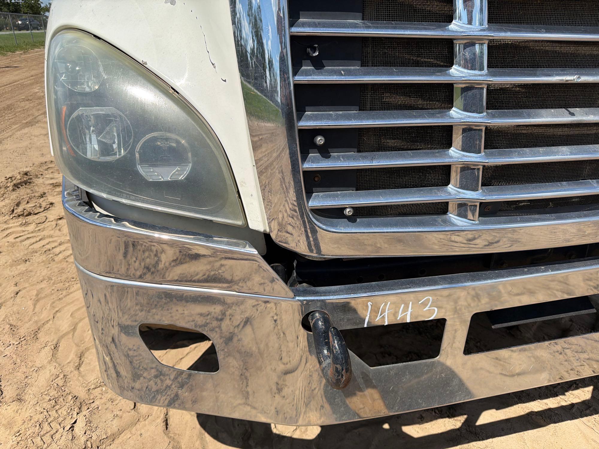 2016 Freightliner 125