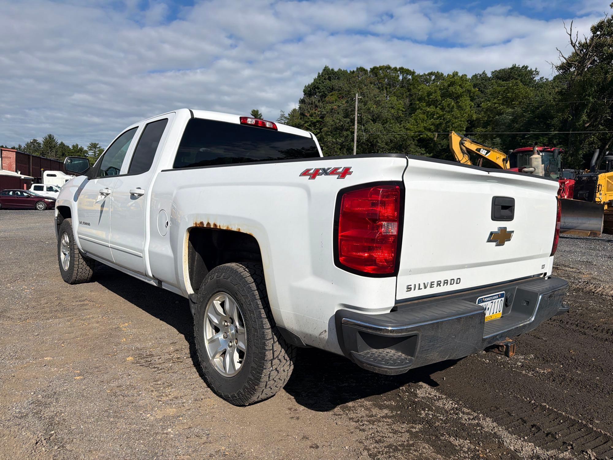 Chevrolet SILVERADO