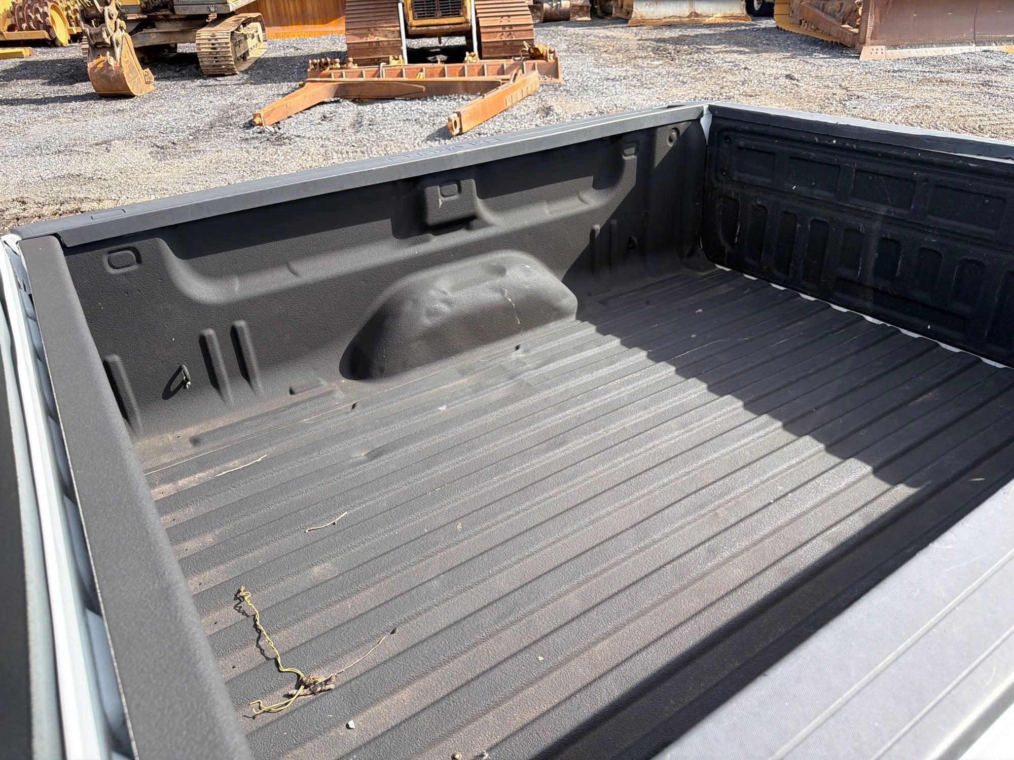Chevrolet SILVERADO