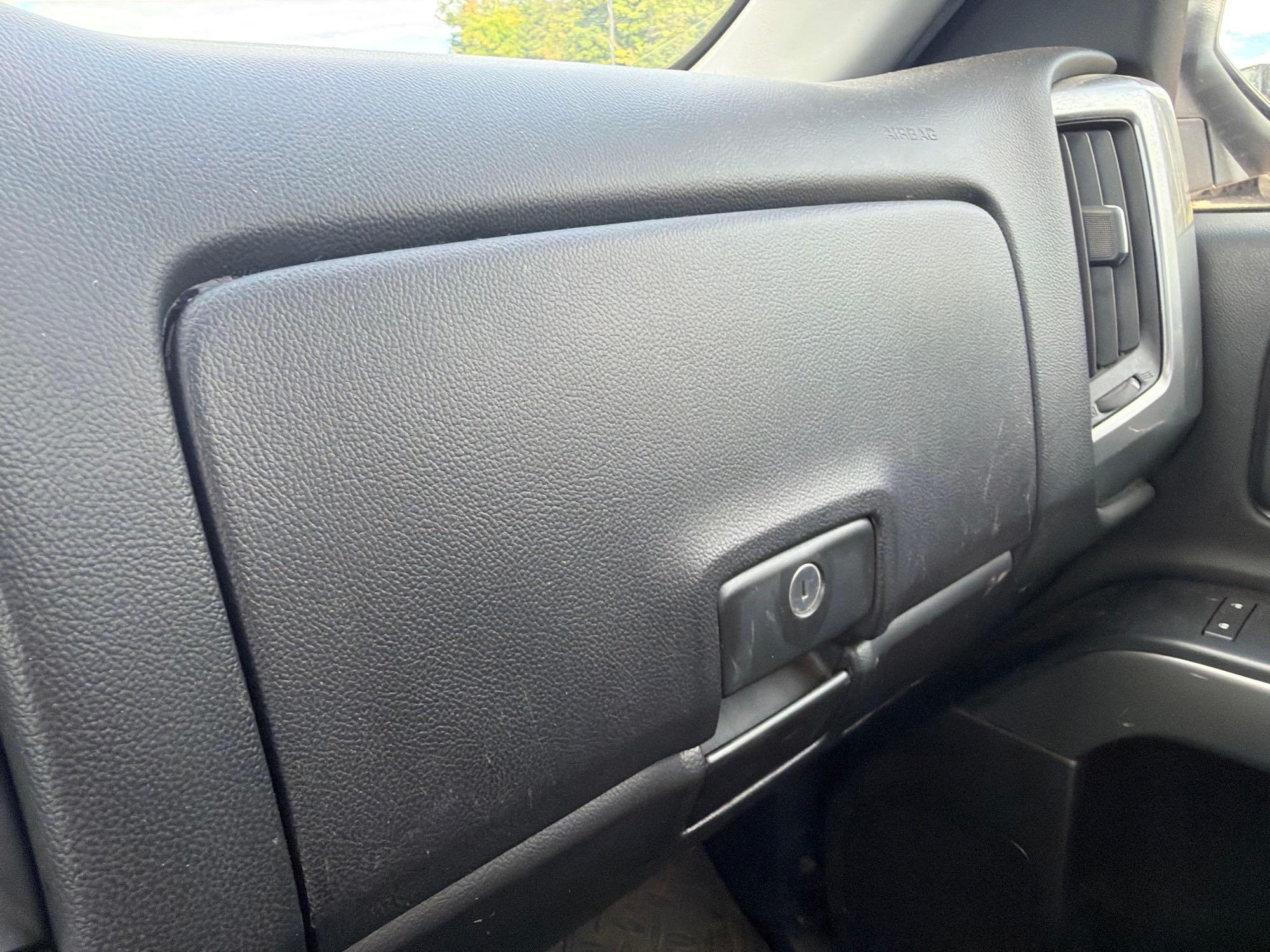 Chevrolet SILVERADO