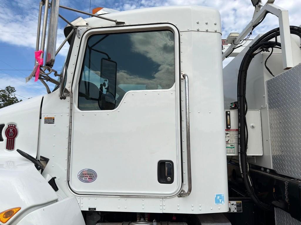 2020 Kenworth T370