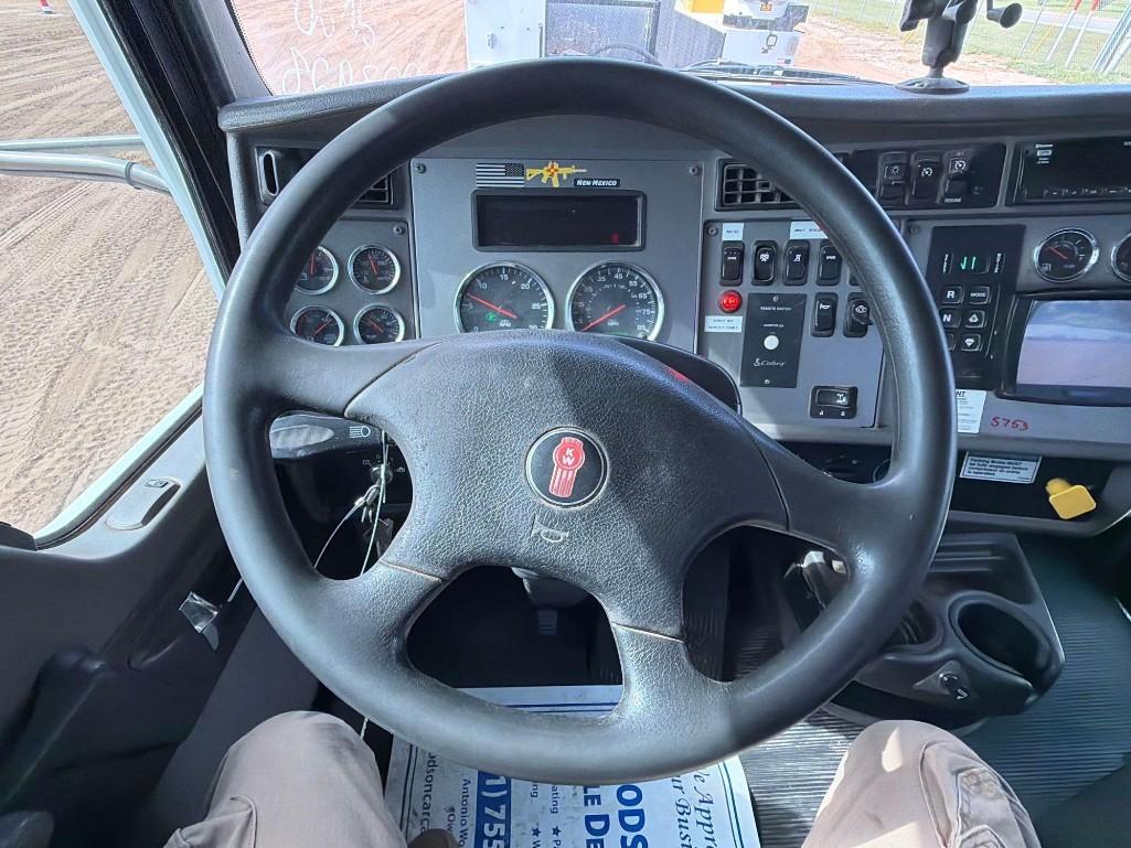 2020 Kenworth T370