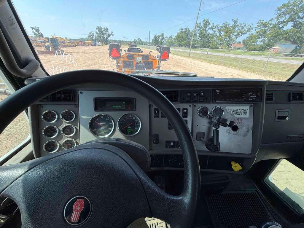2019 Kenworth T370