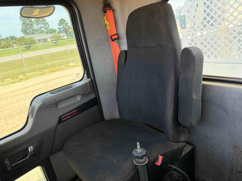 2019 Kenworth T370