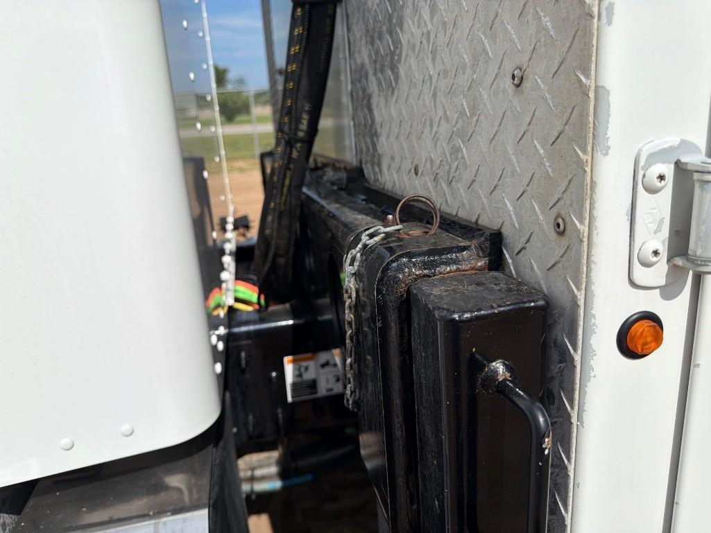 2021 Kenworth T270