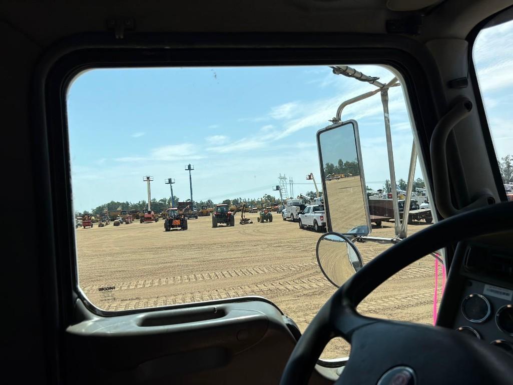 2020 Kenworth 270