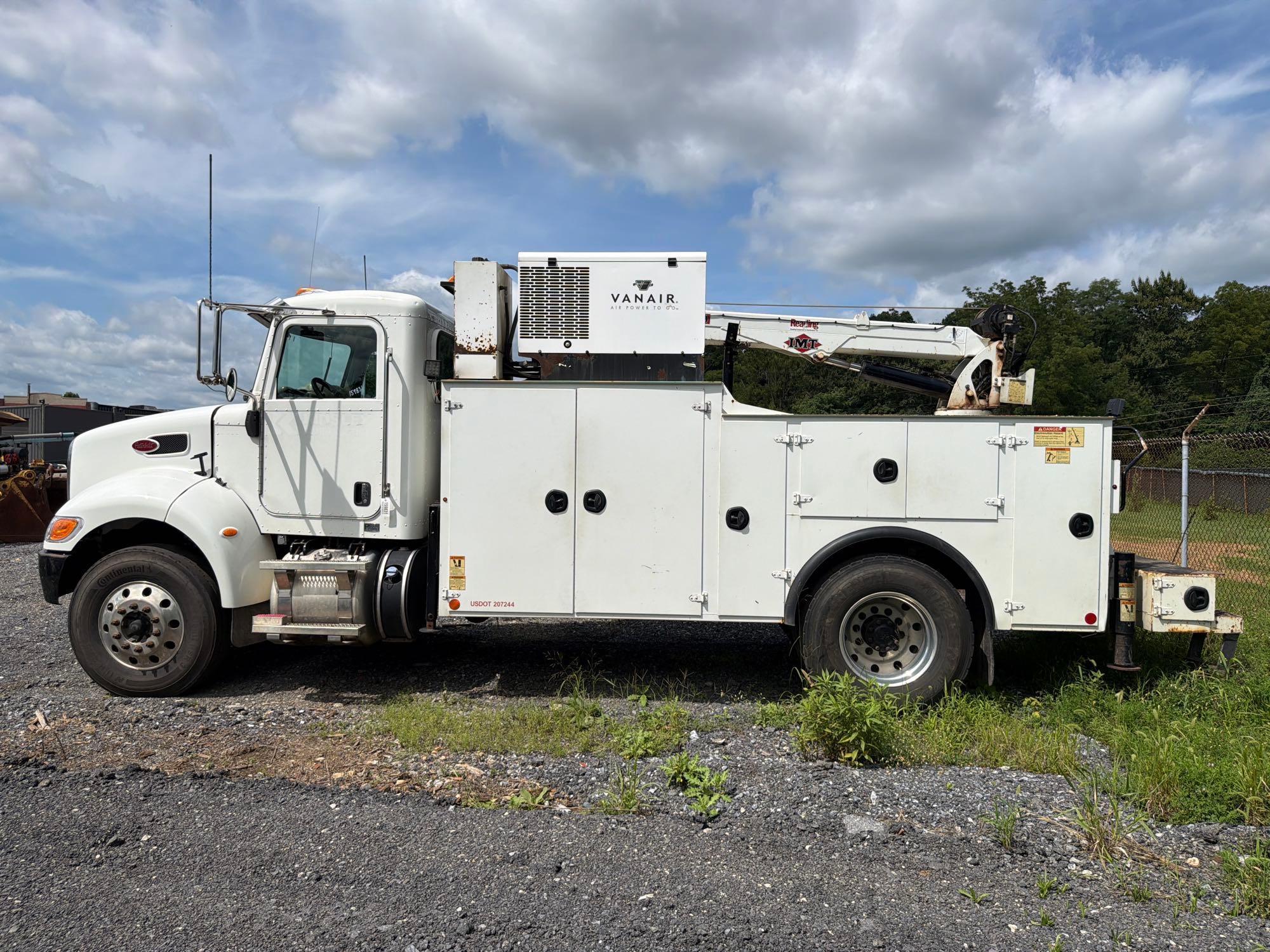 2016 Peterbilt 337
