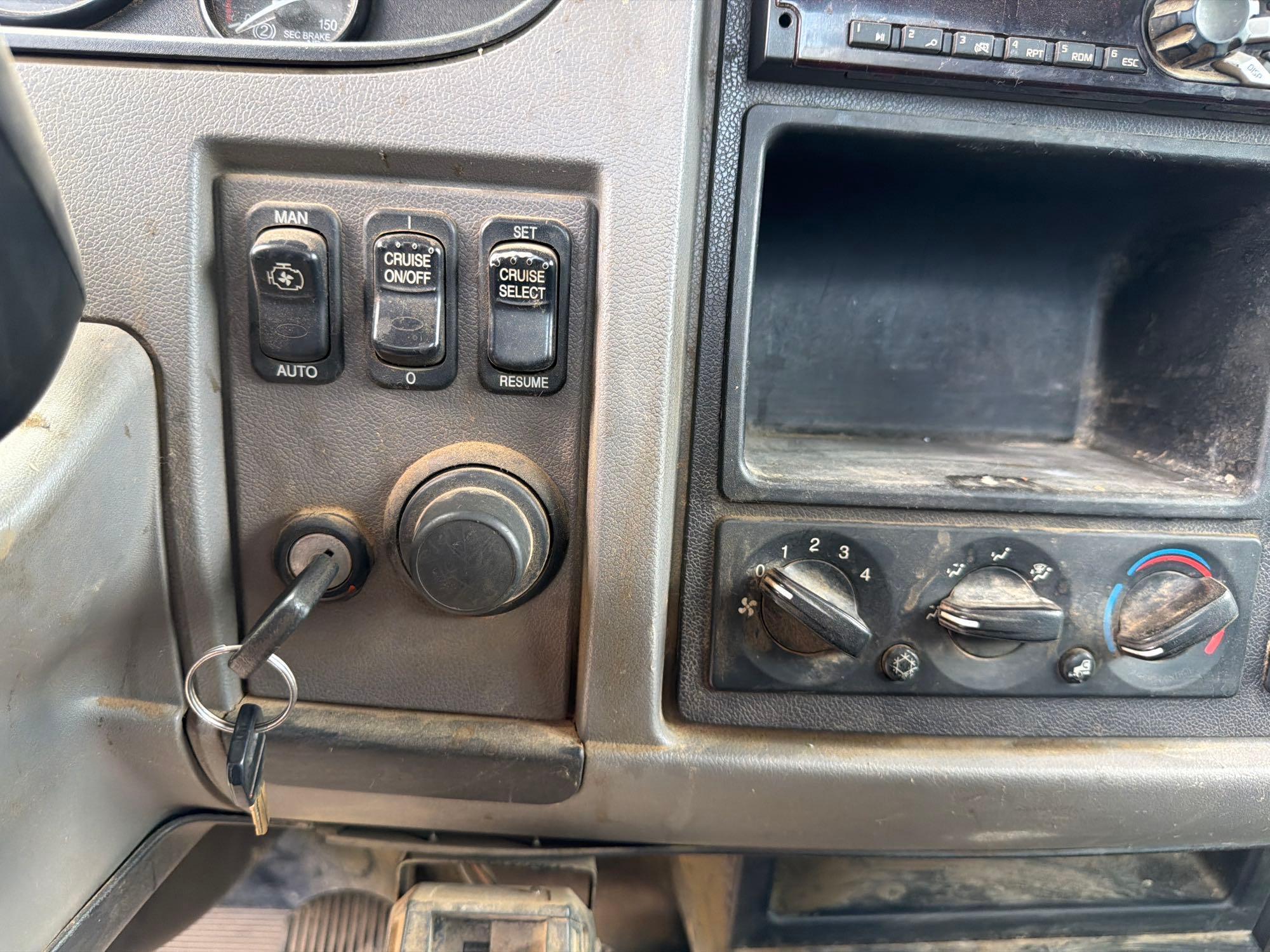 2016 Peterbilt 337