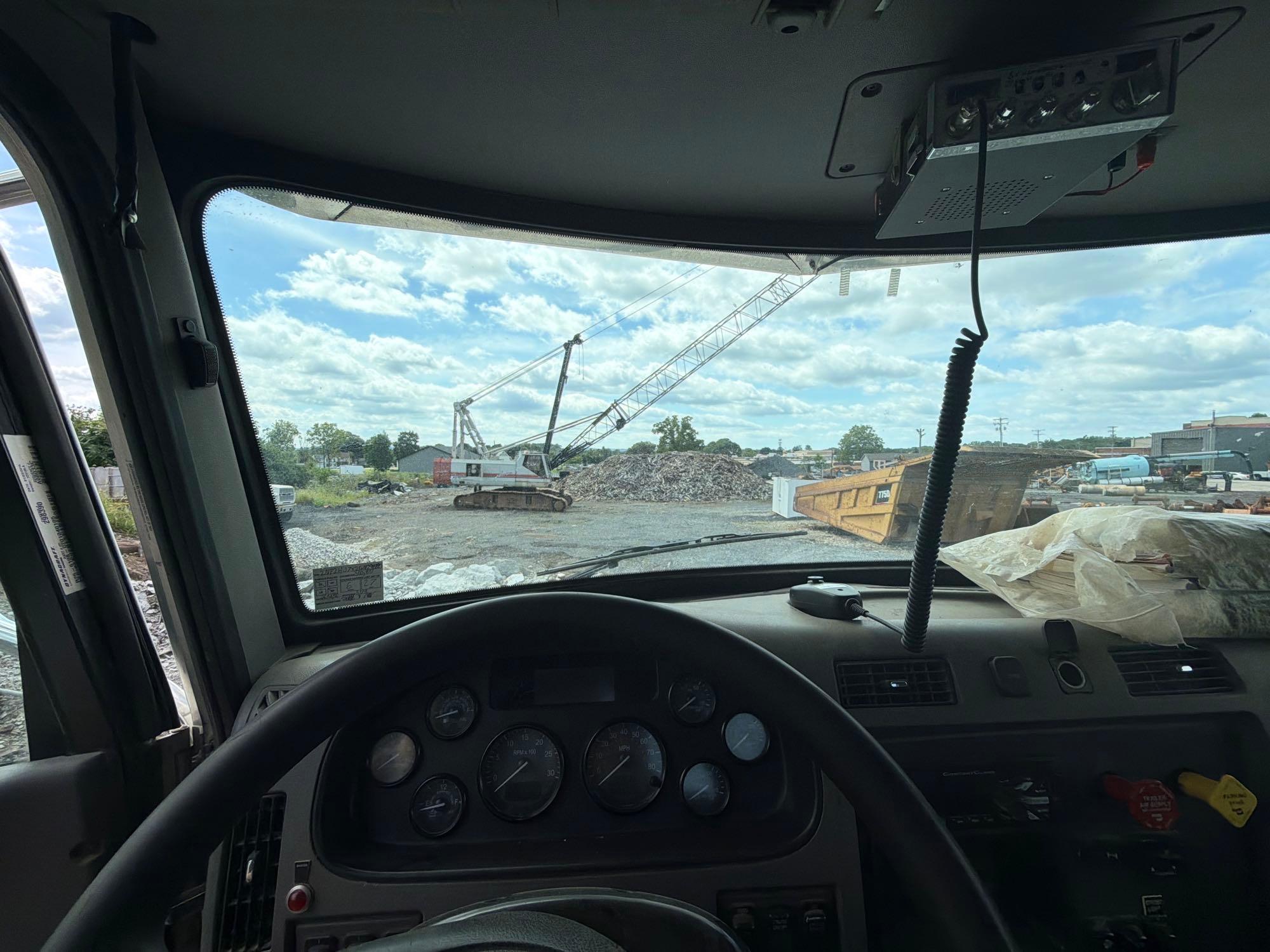 2016 Peterbilt 337