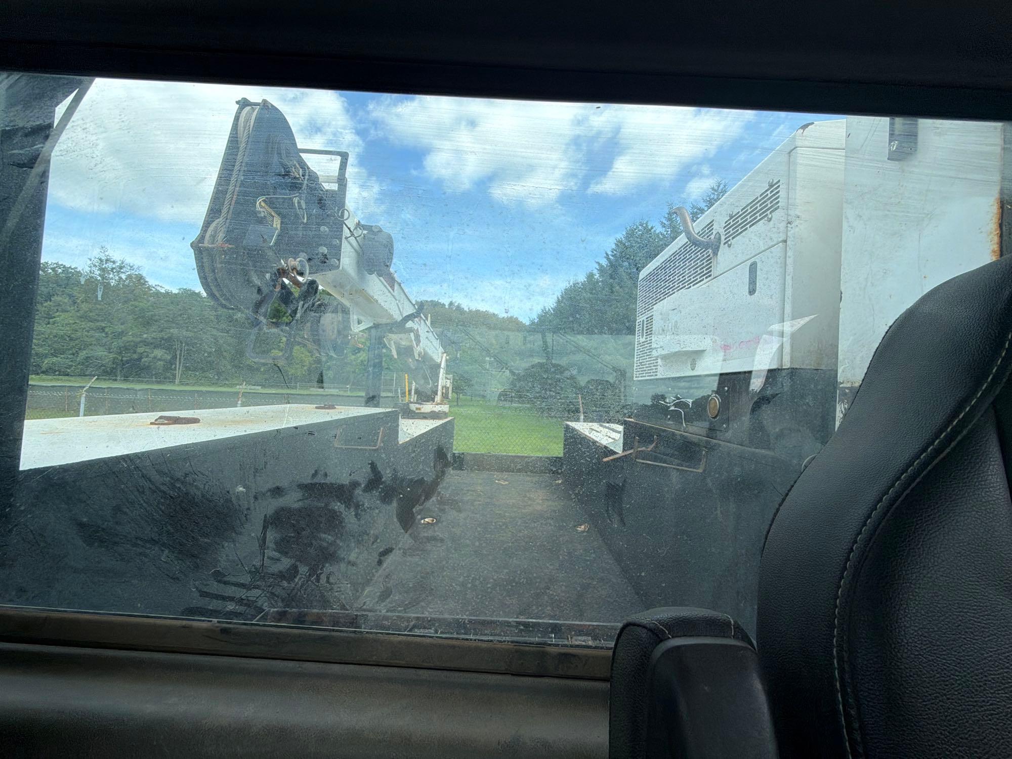 2016 Peterbilt 337