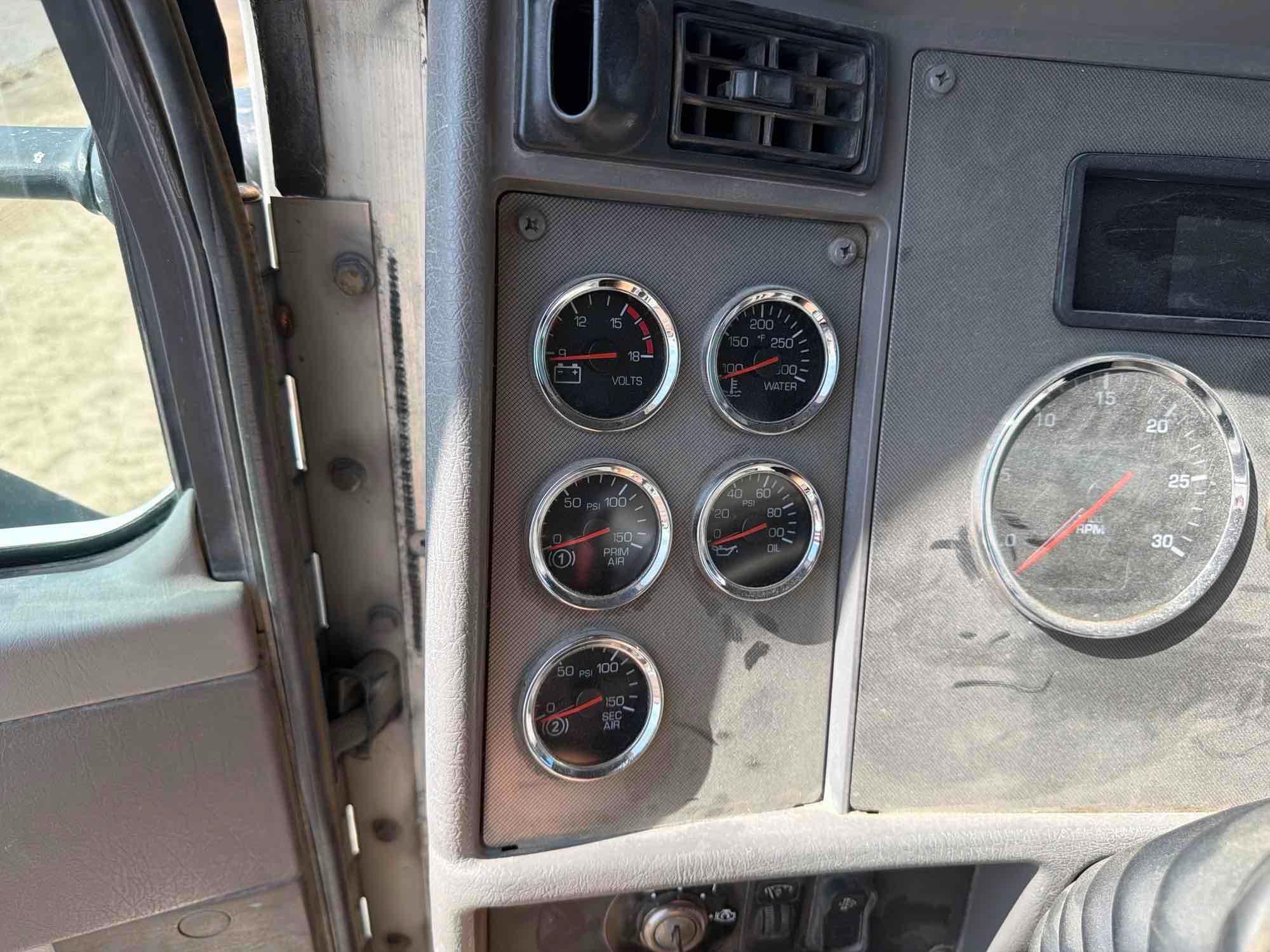 2013 Kenworth 370