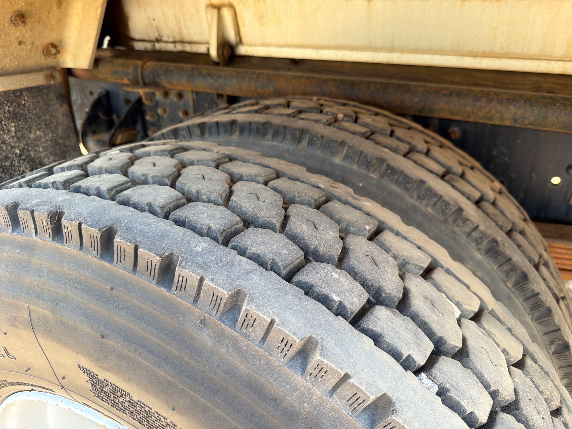 2005 Chevrolet C7500
