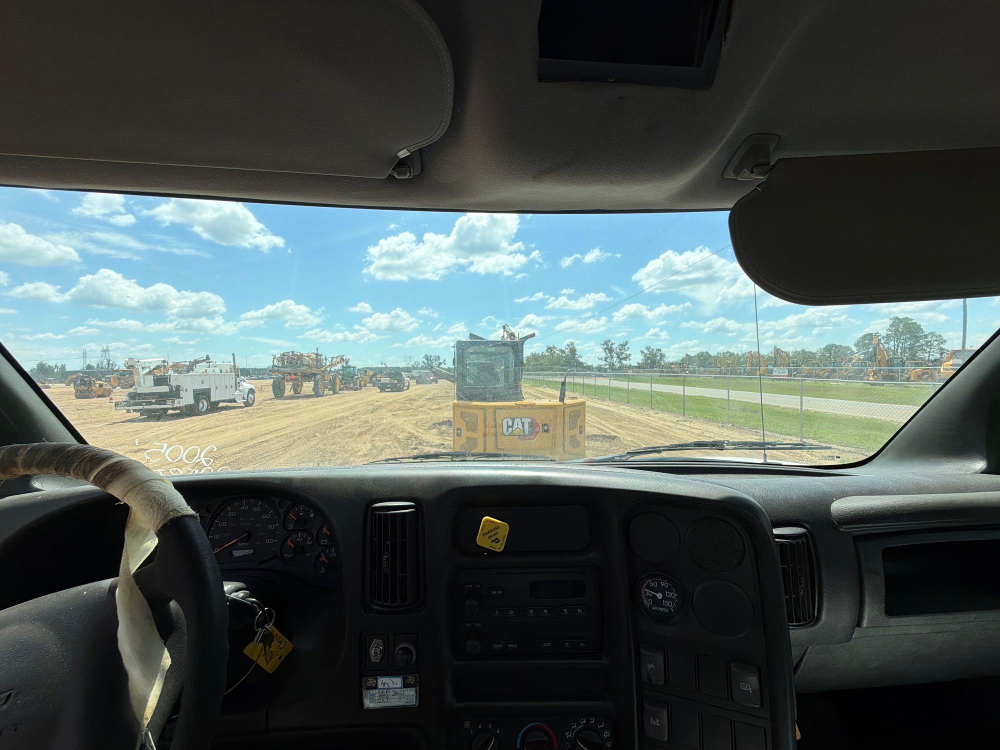 2005 Chevrolet C7500