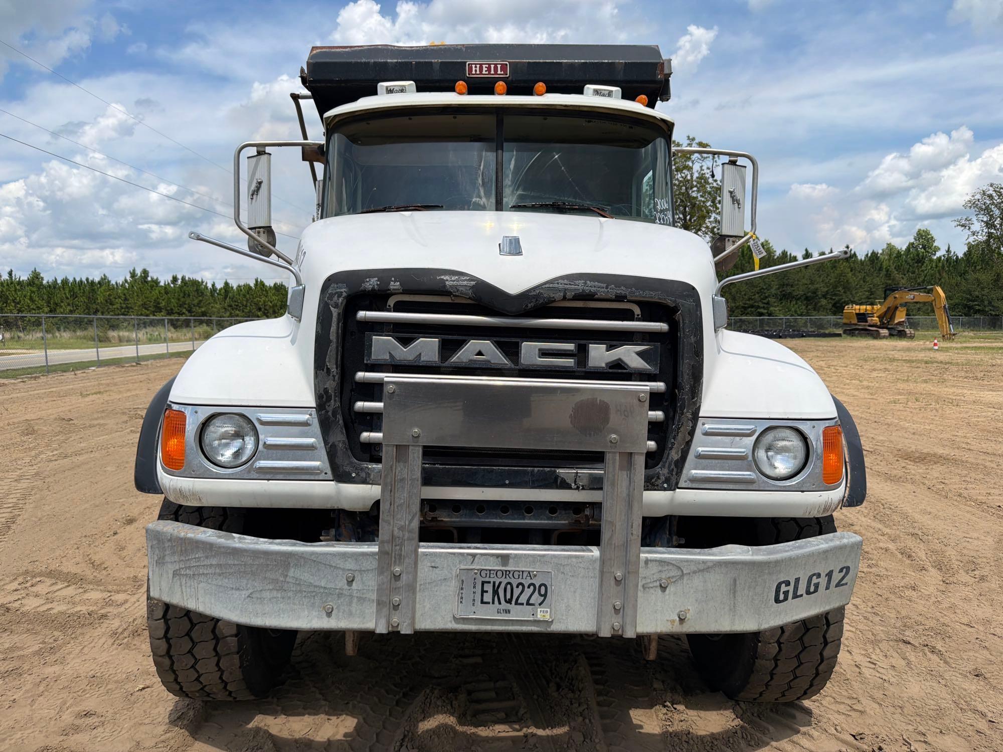 2006 Mack CV713