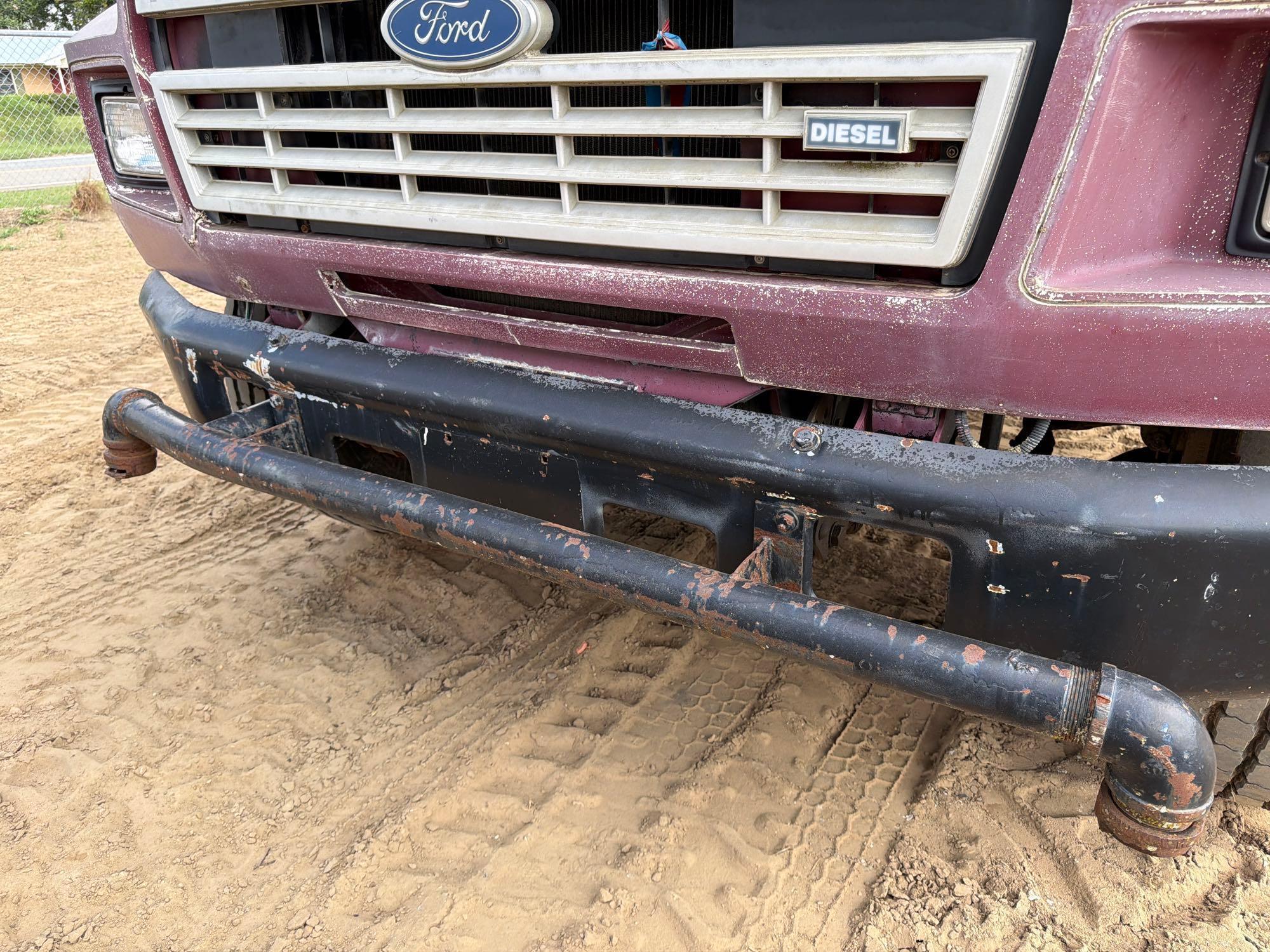 1990 Ford F800