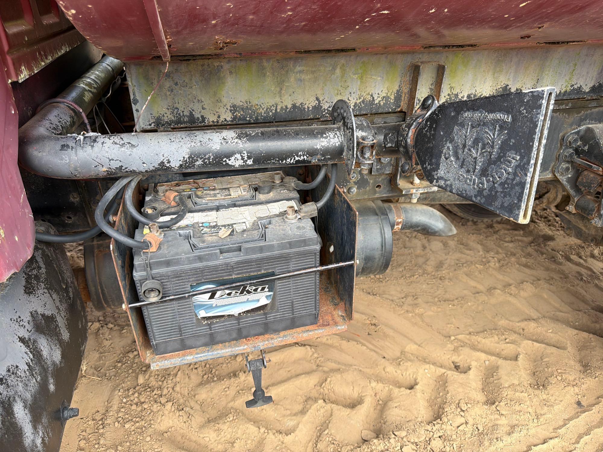 1990 Ford F800