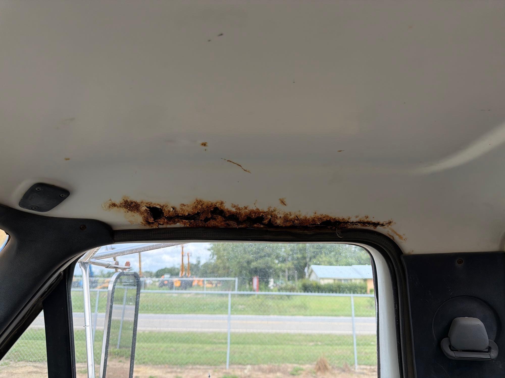 1990 Ford F800