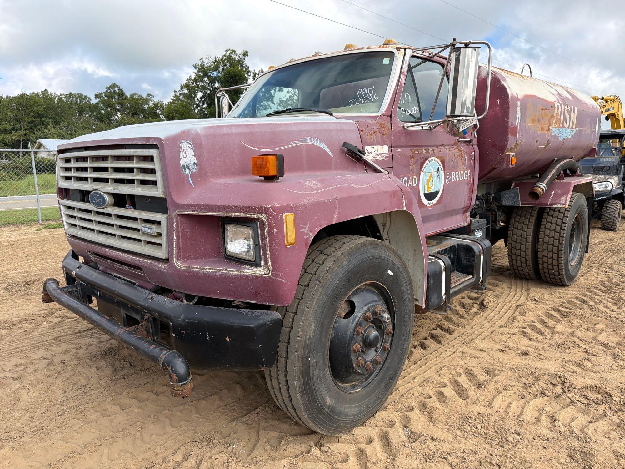 1990 Ford F800