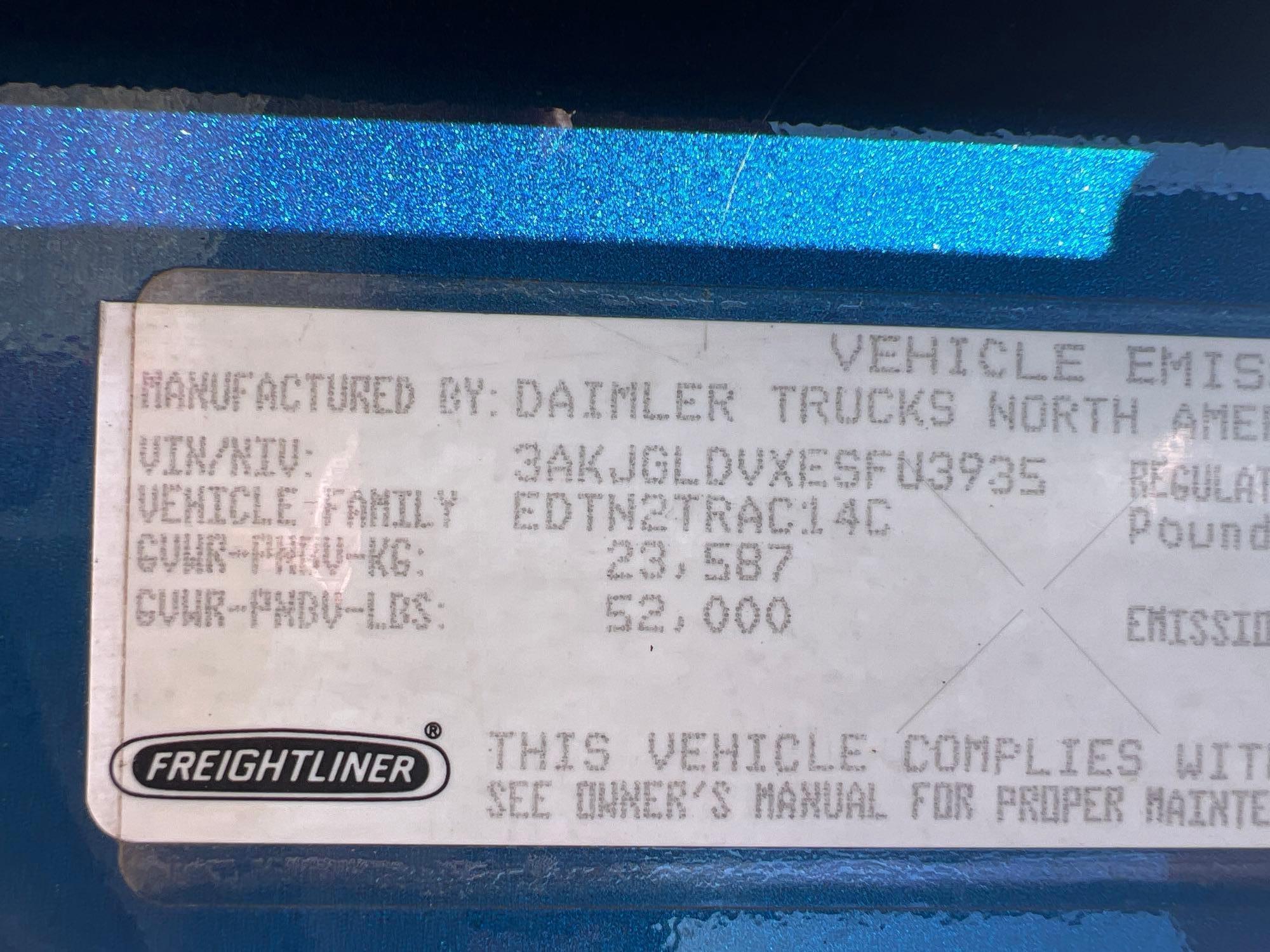 2014 Freightliner CASCADIA