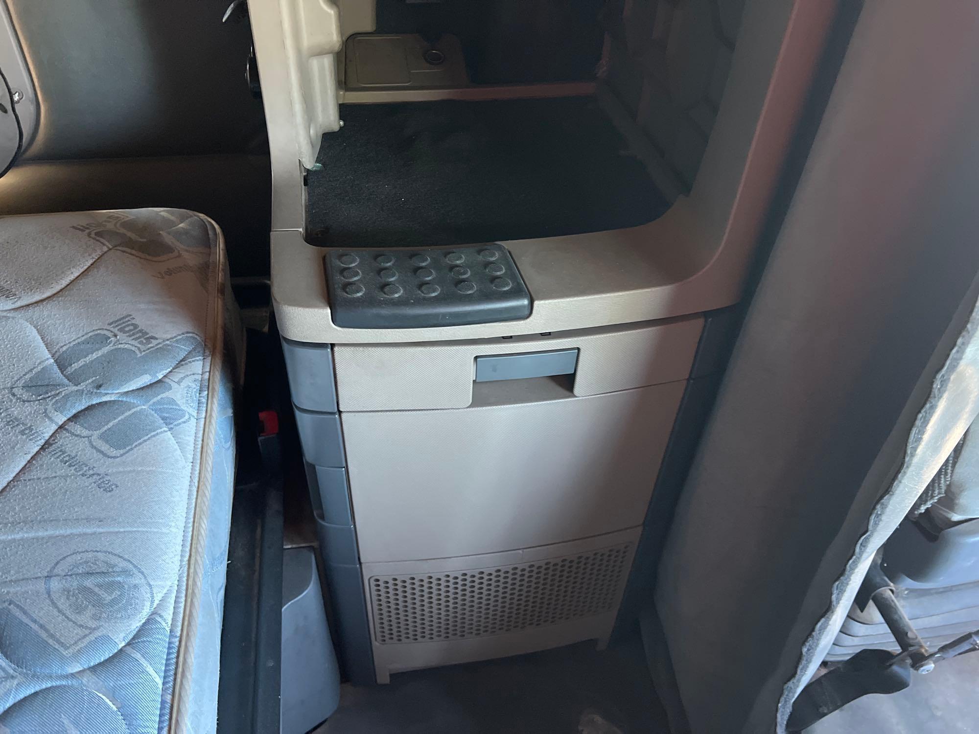 2014 Freightliner CASCADIA