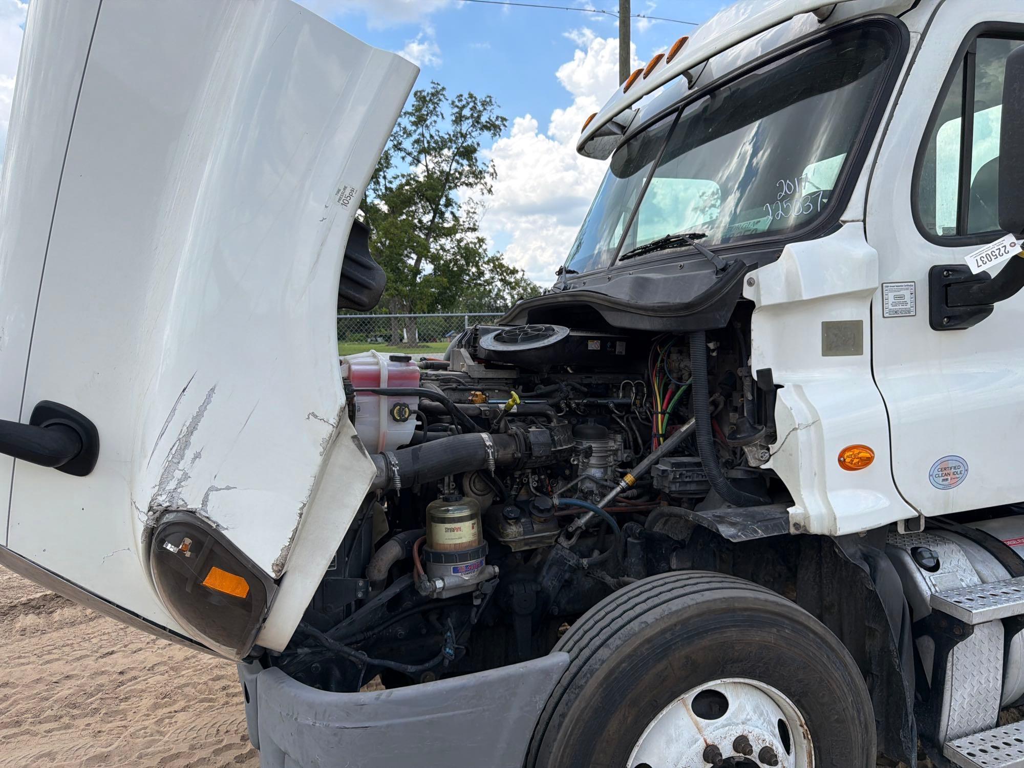 2017 Freightliner CASCADIA