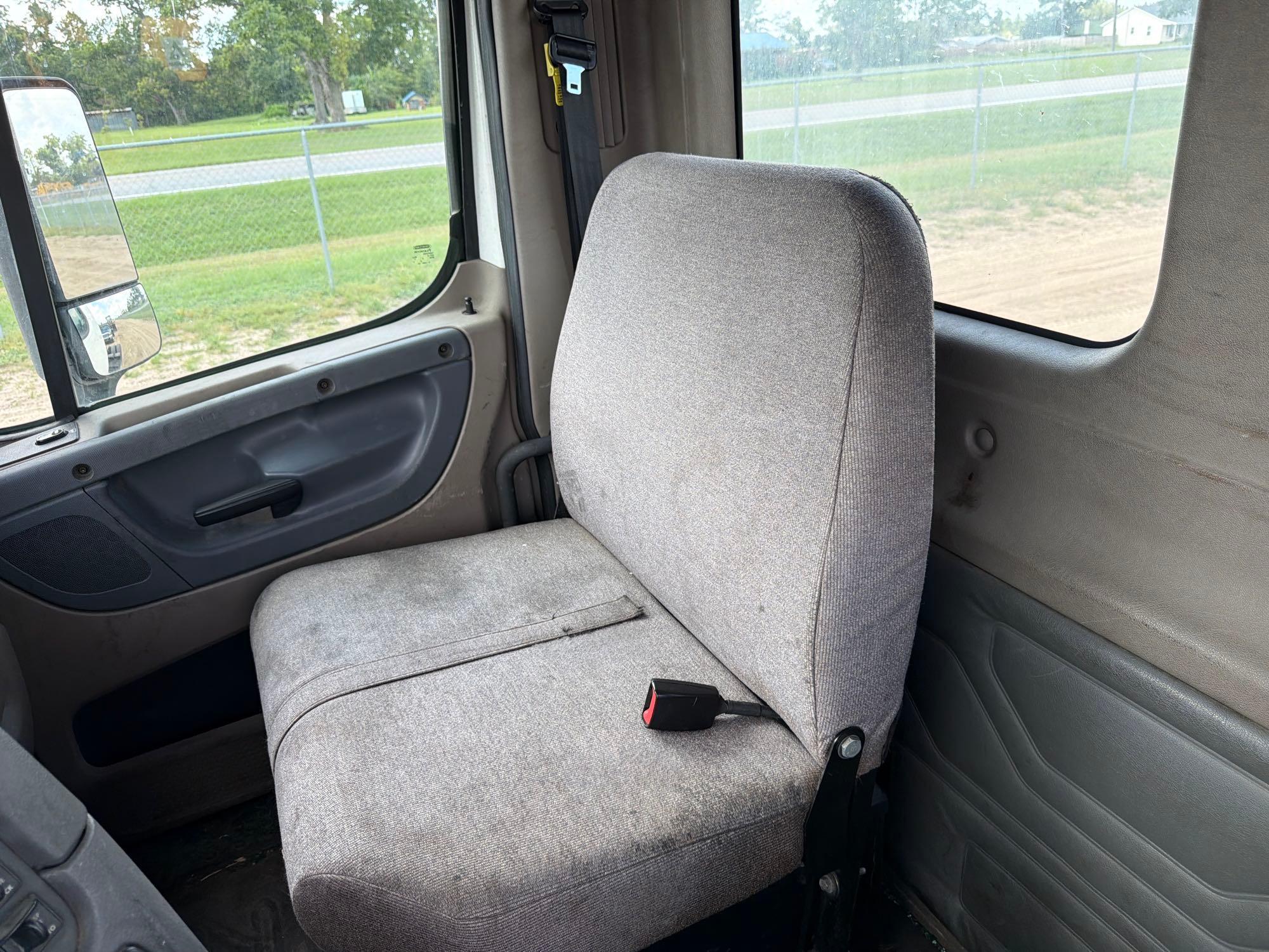 2017 Freightliner CASCADIA