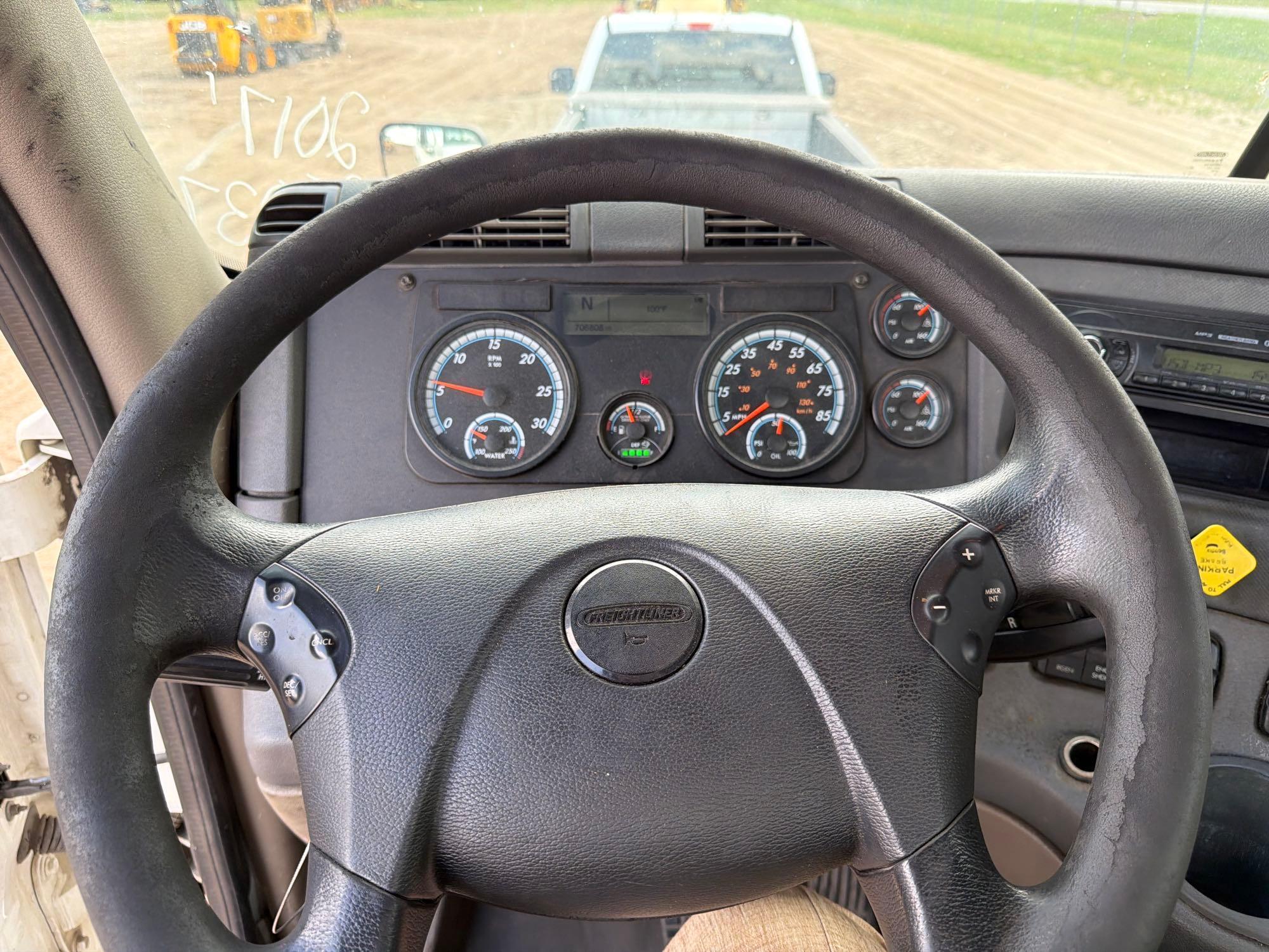 2017 Freightliner CASCADIA