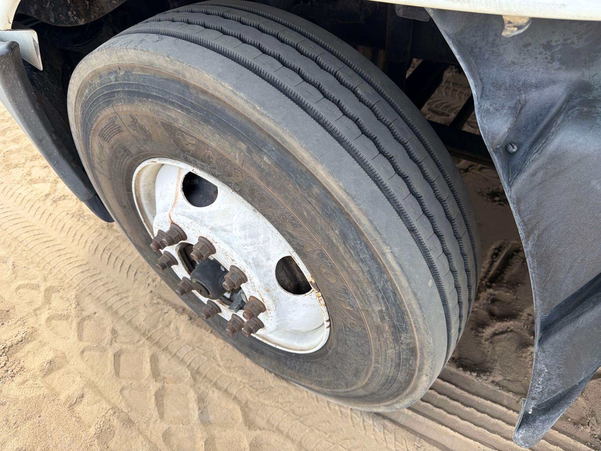 2017 Freightliner CASCADIA
