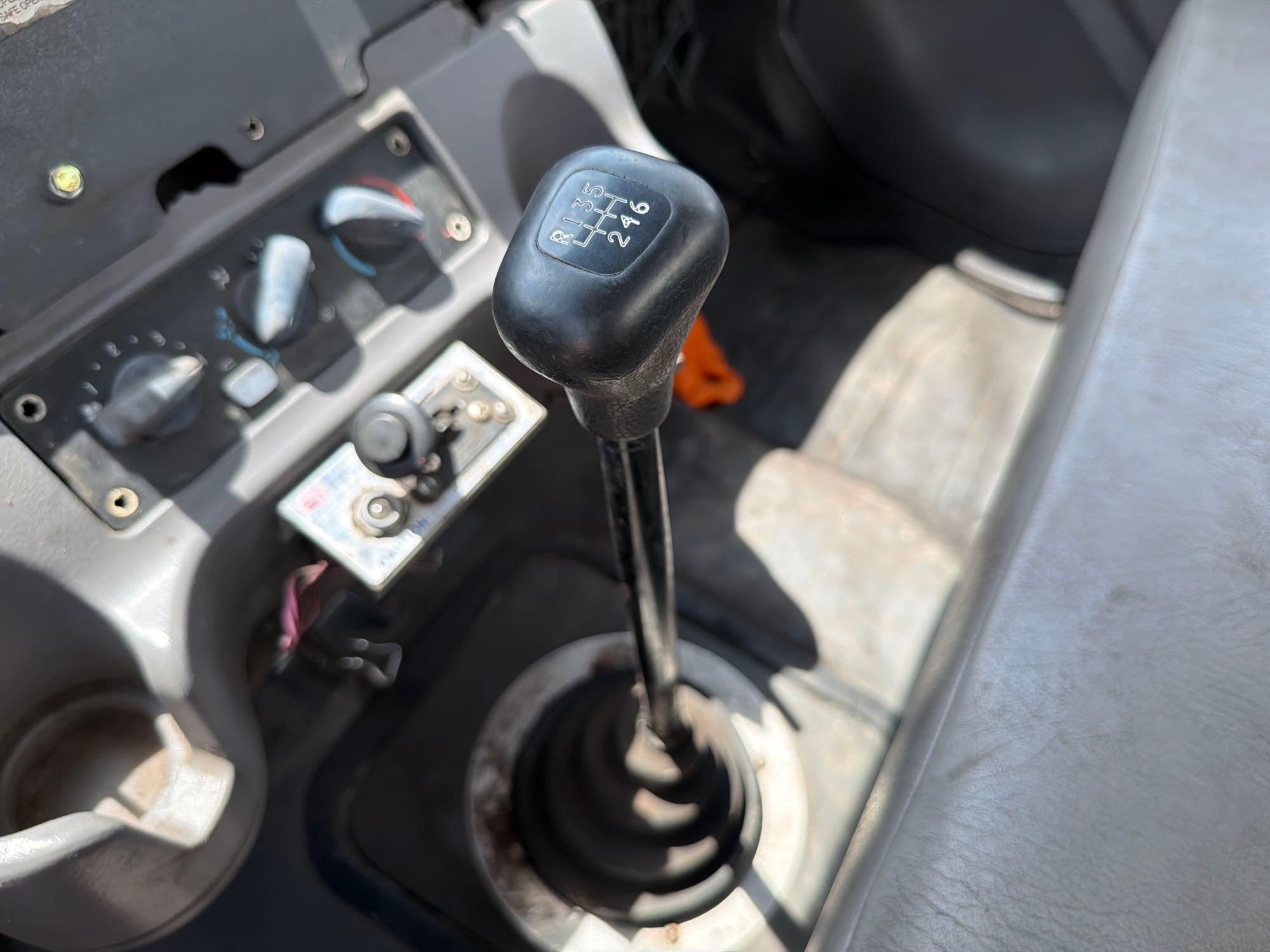 2011 Freightliner Business Class