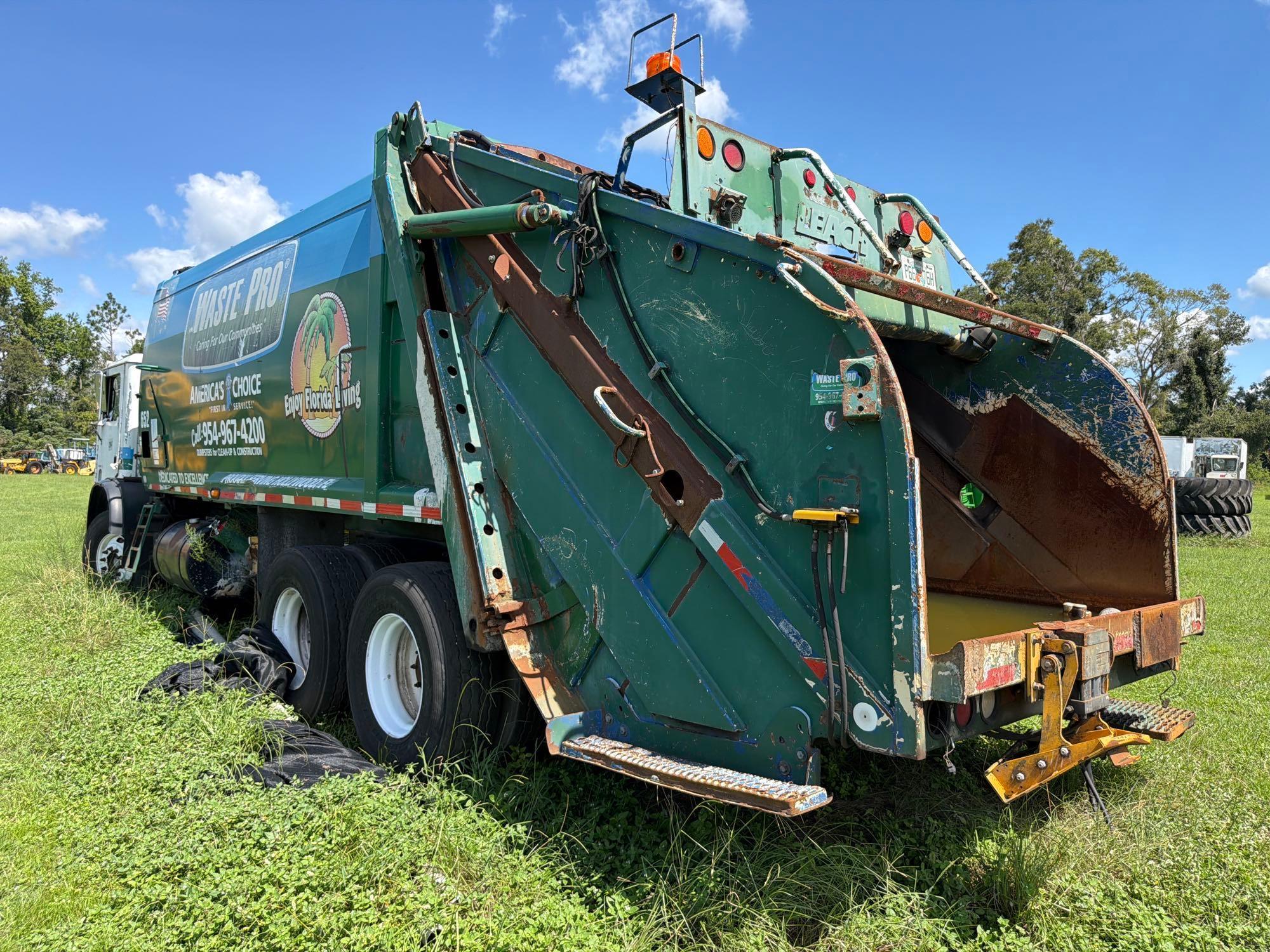 2009 Mack 613