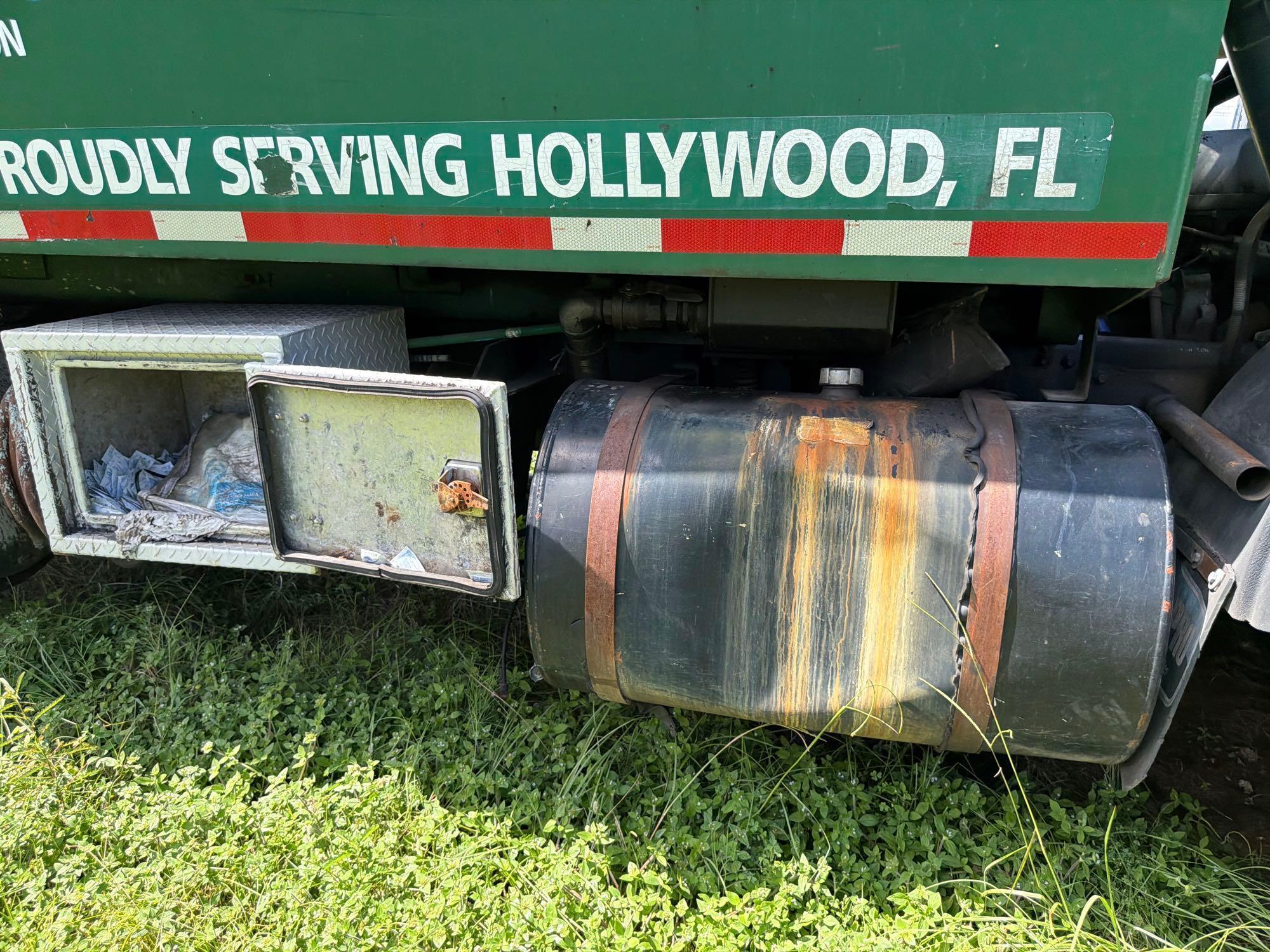 2009 Mack 613