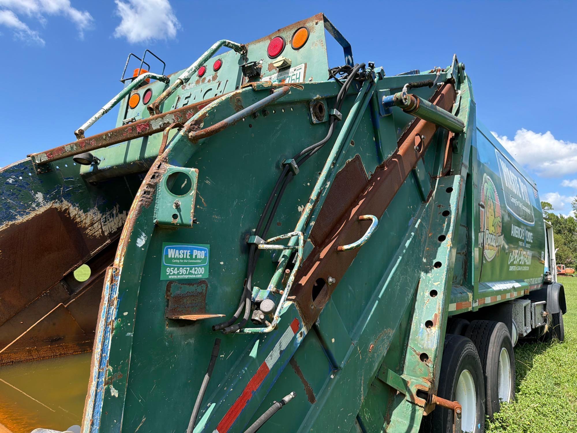 2009 Mack 613