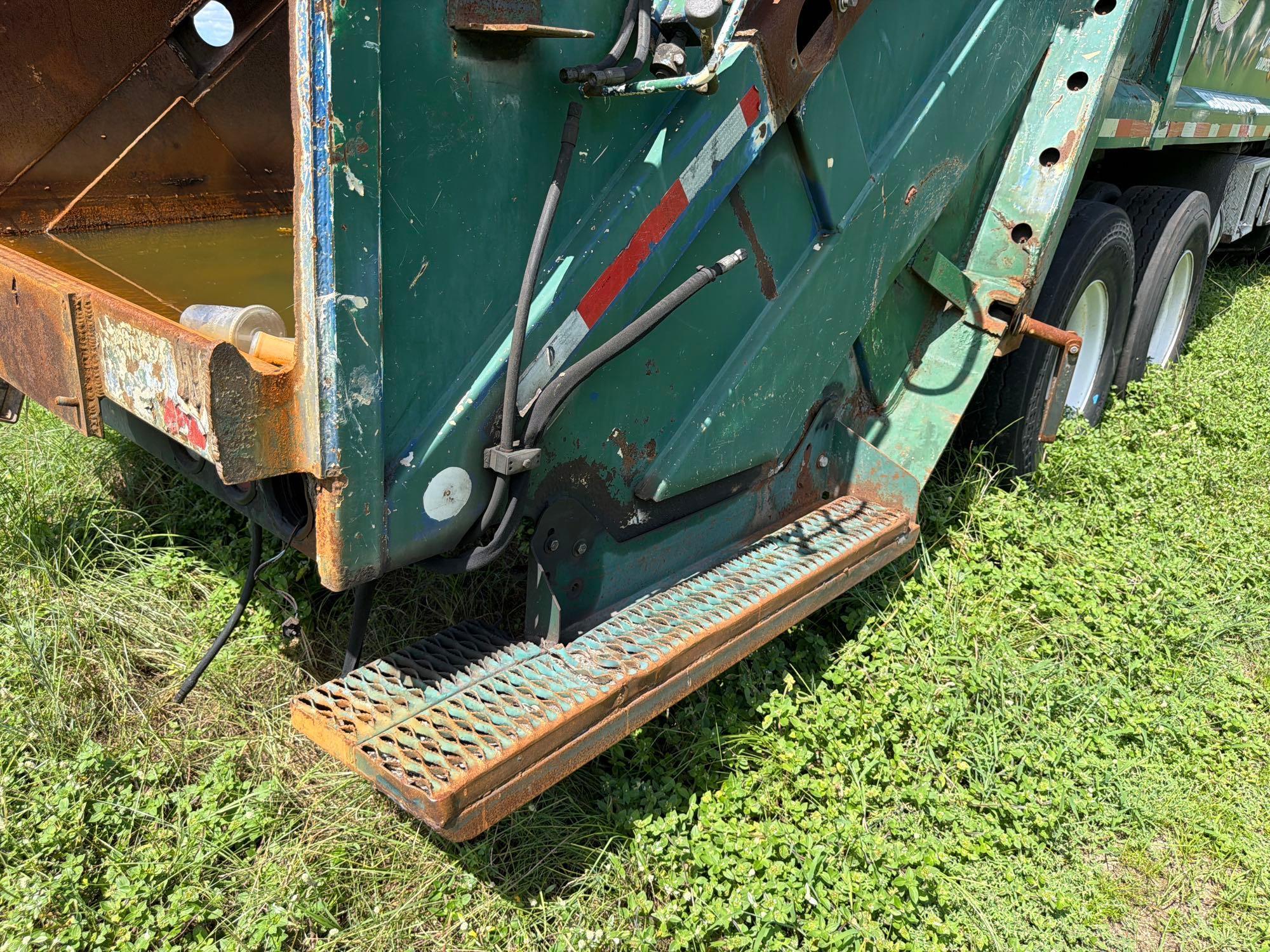 2009 Mack 613