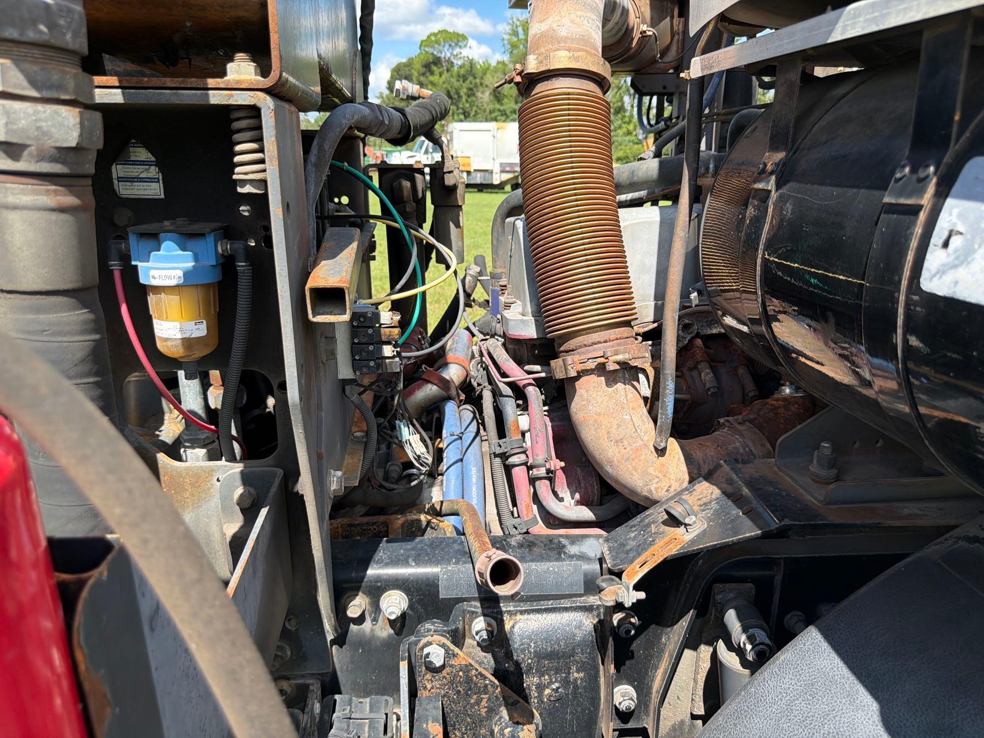 2013 Mack 613