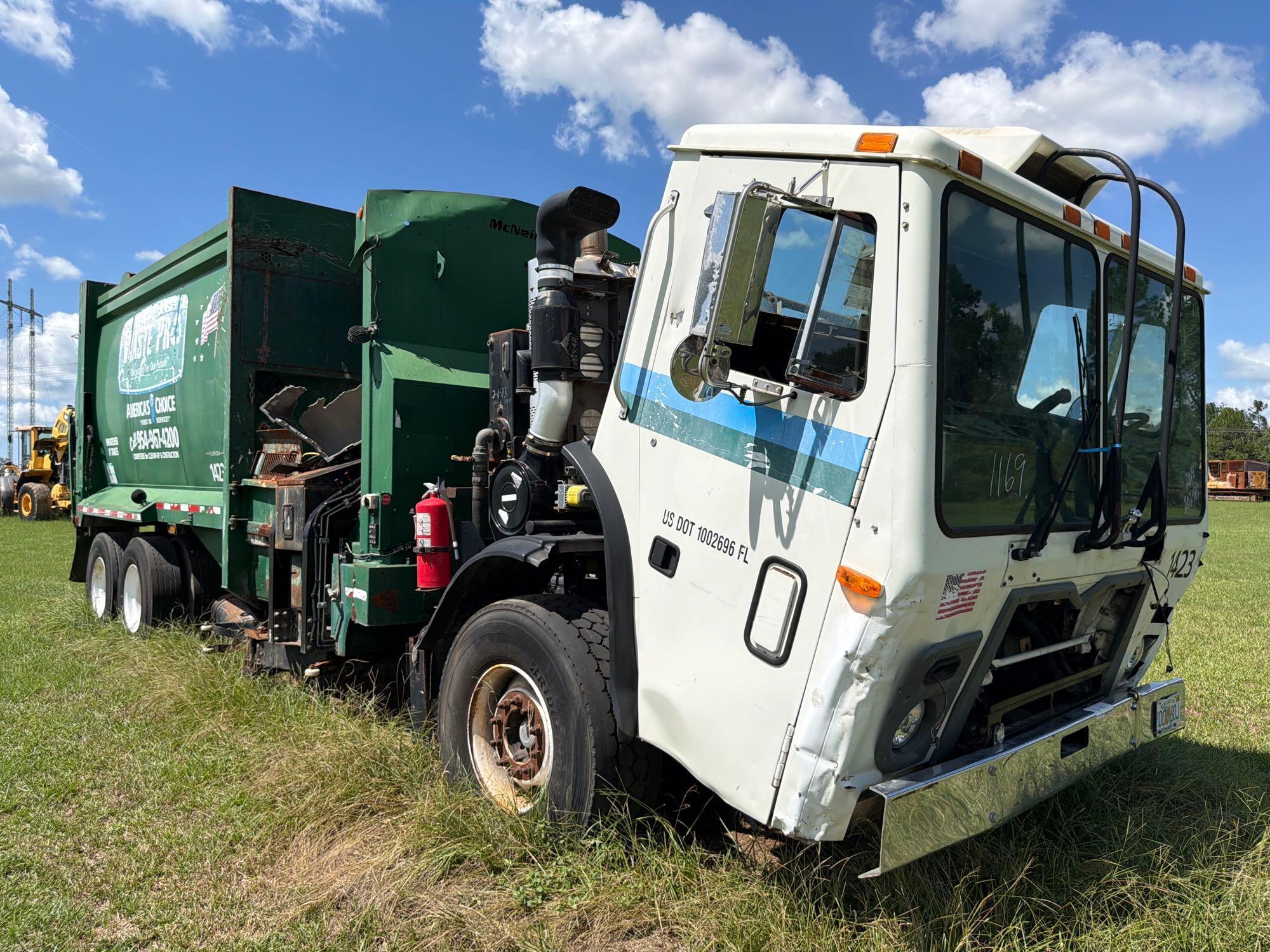 2013 Mack 613